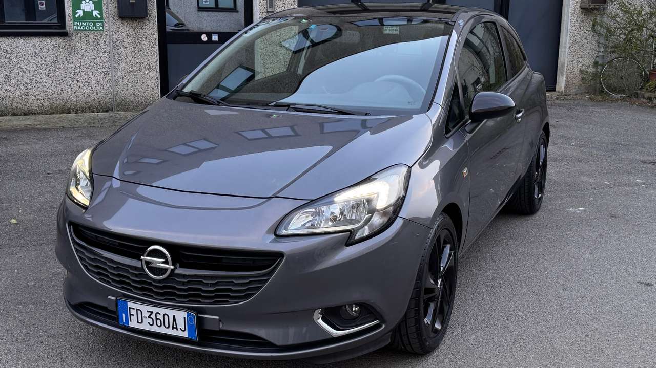 Opel Corsa Corsa V 2016 5p 1.2 b-Color