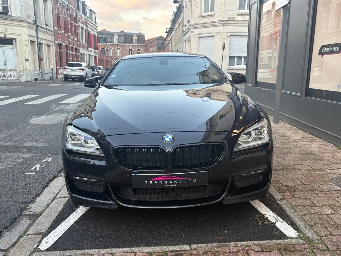 BMW 640 SERIE COUPE F13 640d 313ch Excellis A /GPS / PALETTES AU VOLANT / SIEGE ELECTRONIQUE Schwarz - 2