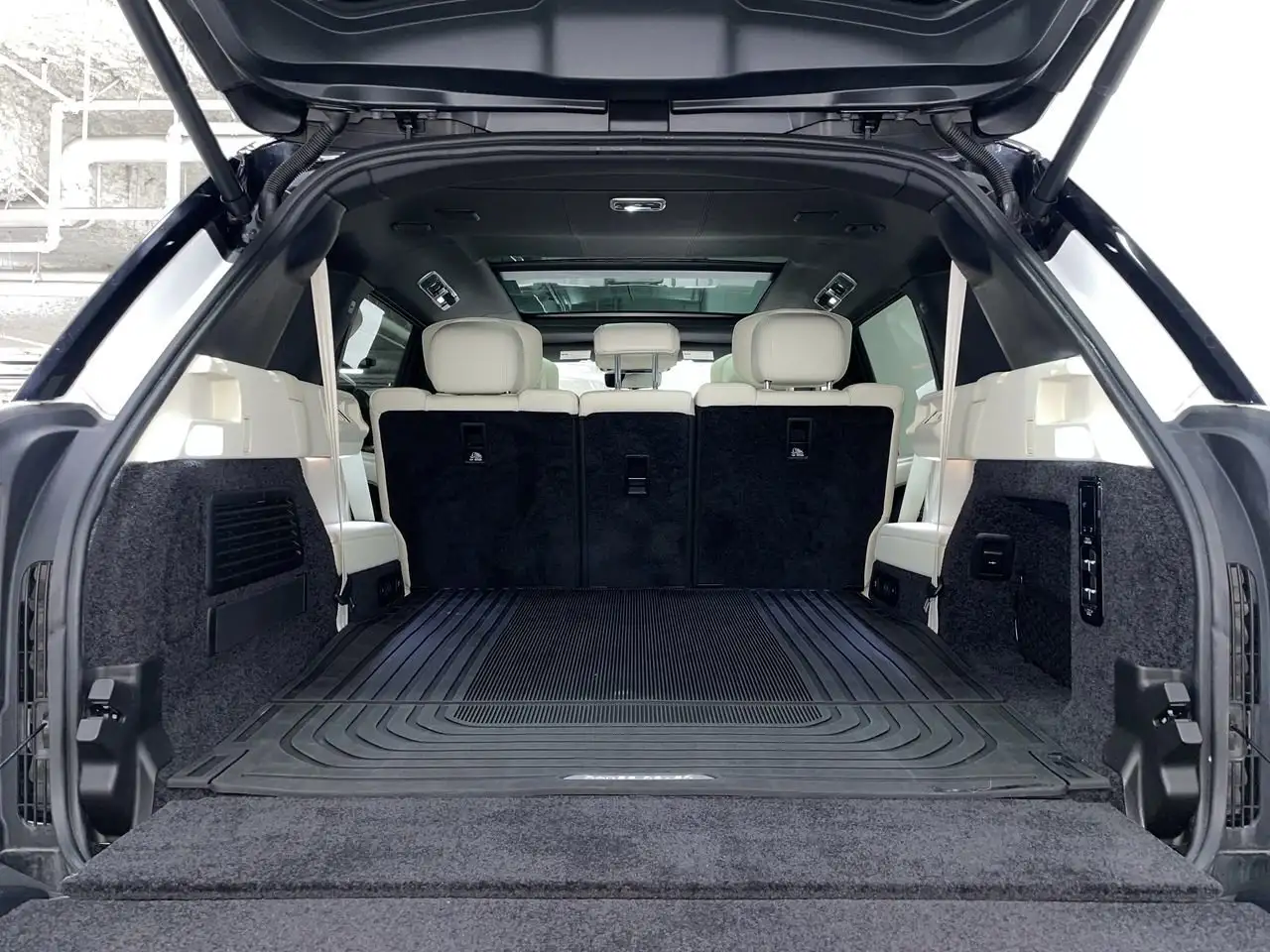 Land Rover Range Rover снимка Land Rover Range Rover