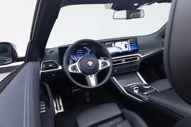 BMW 4 Series view 8