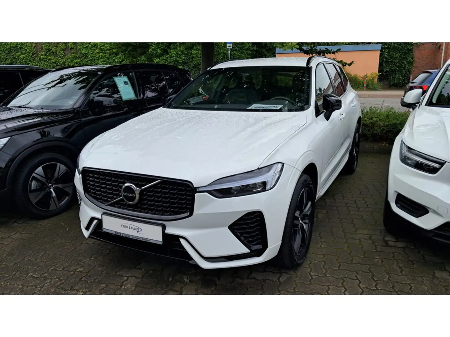 Volvo XC60 B4 R Design SHZ NAVI W-LAN FACEL. LED Alb - 1