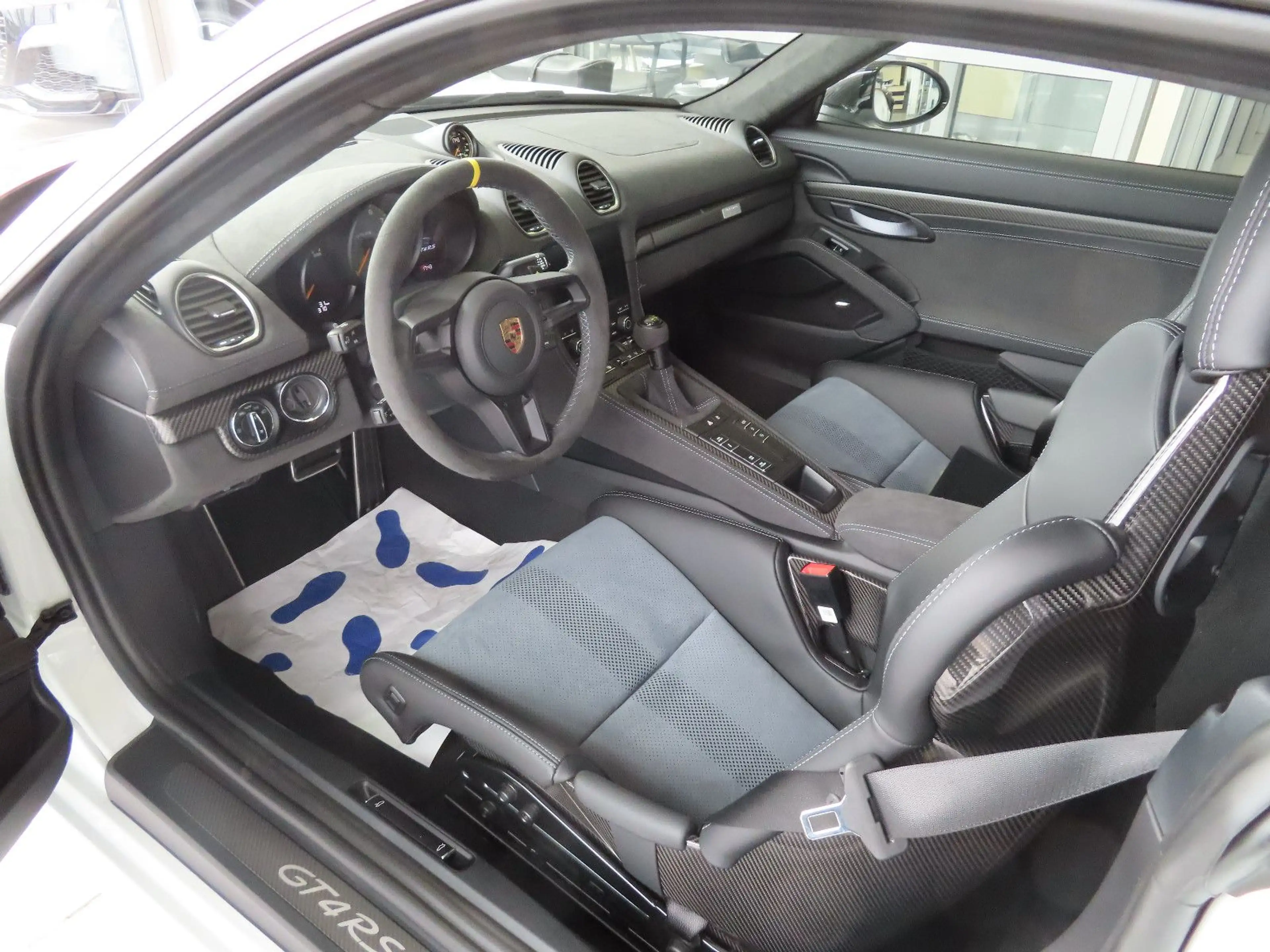 Porsche Cayman 718 Cayman GT4 RS WEISSACH CLUBSPORT 4,99% — photo 15