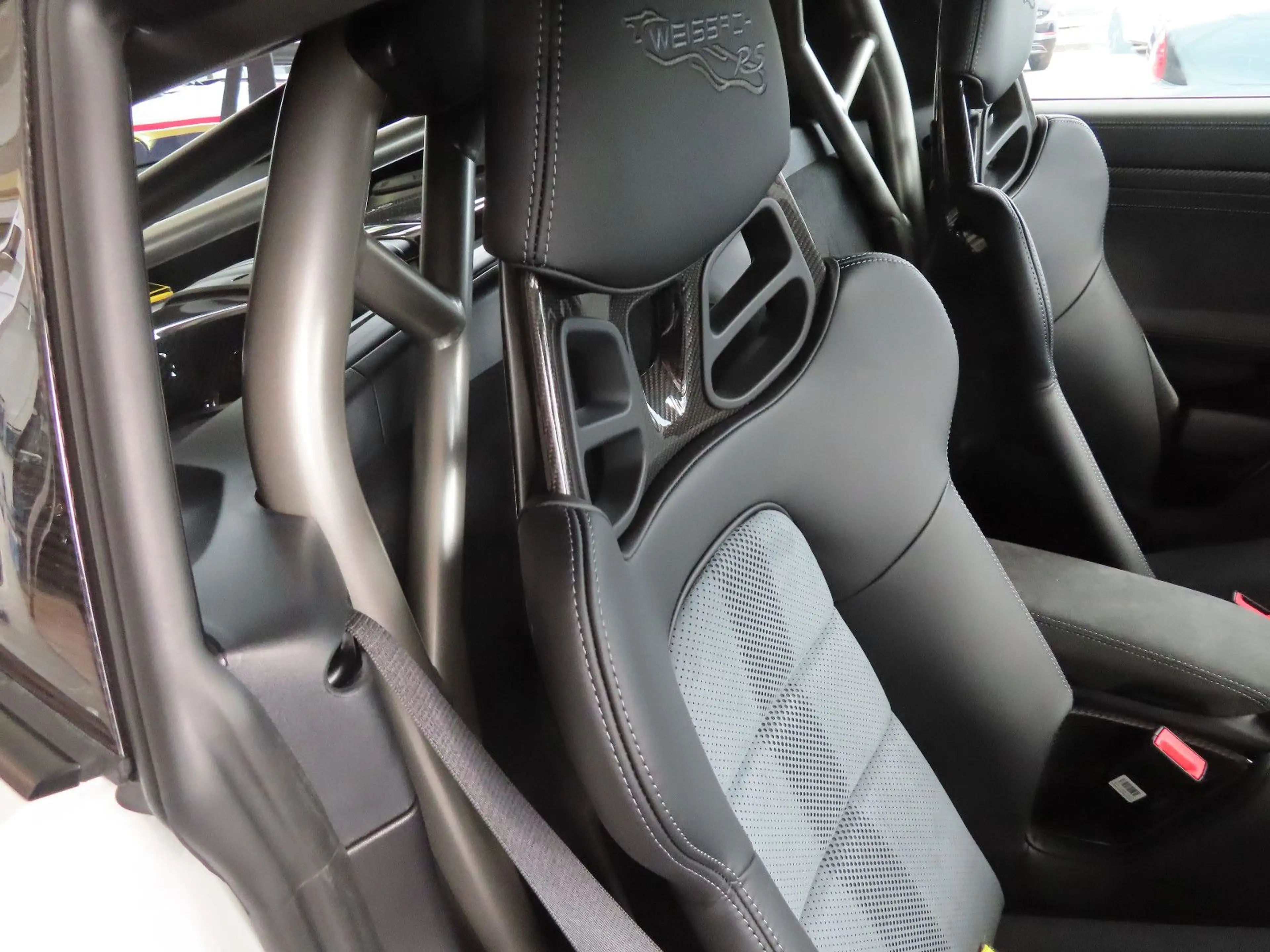 Porsche Cayman 718 Cayman GT4 RS WEISSACH CLUBSPORT 4,99% — photo 13
