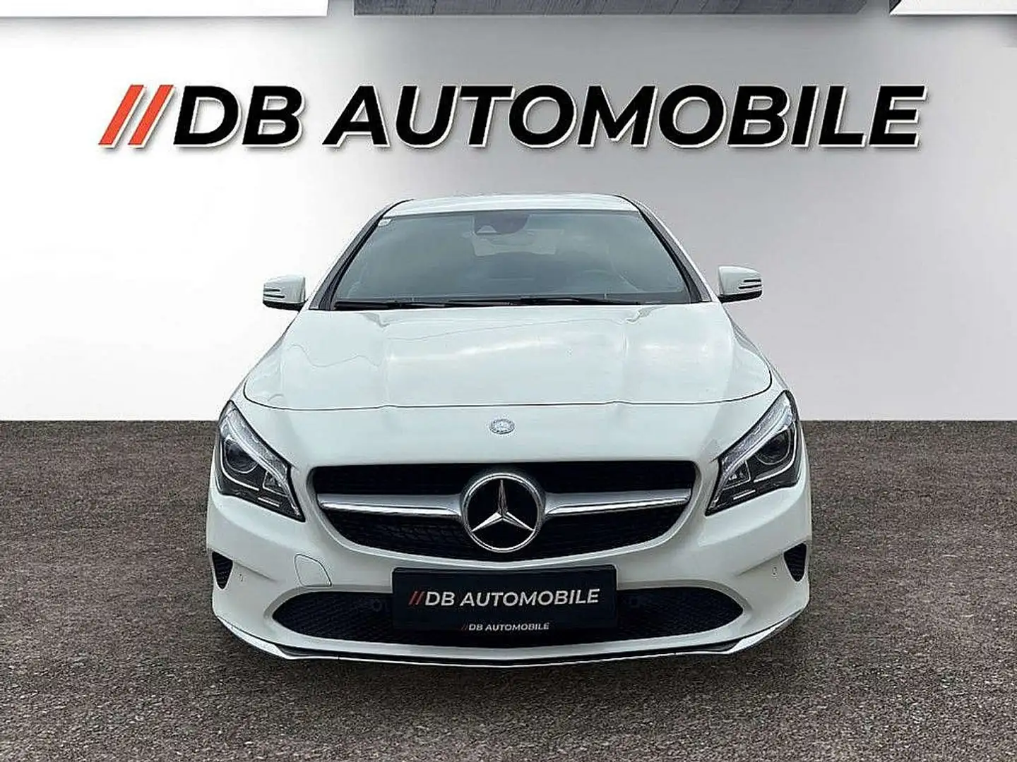 Mercedes-Benz Sonstige CLA d Shooting Brake, Navi, Leder Weiß - 2