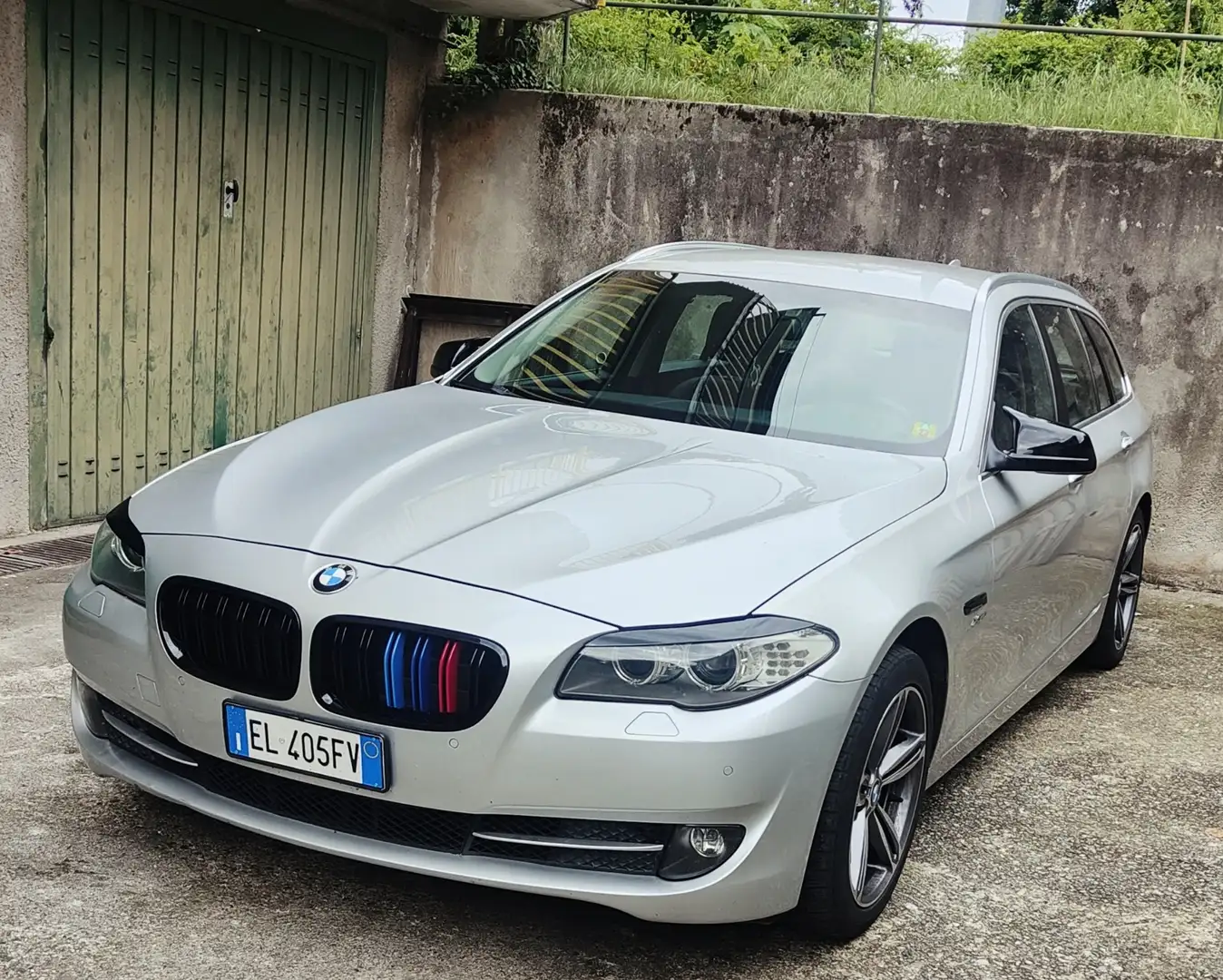 BMW 525 525d xdrive - 2