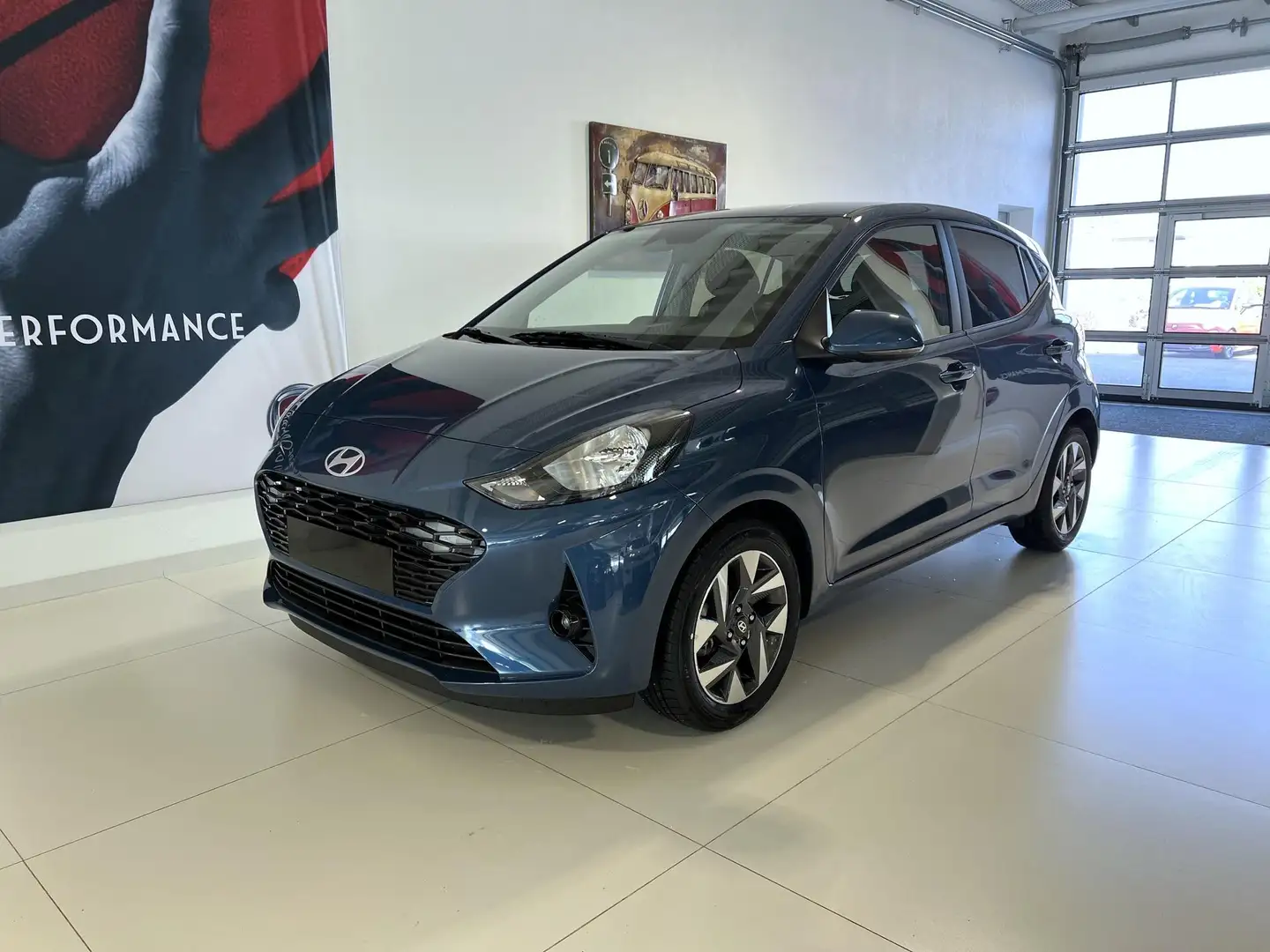 Hyundai i10 GO+ 1.2 MT 58 kW (79 PS) Klimaautomatik, Naviga... Blau - 1