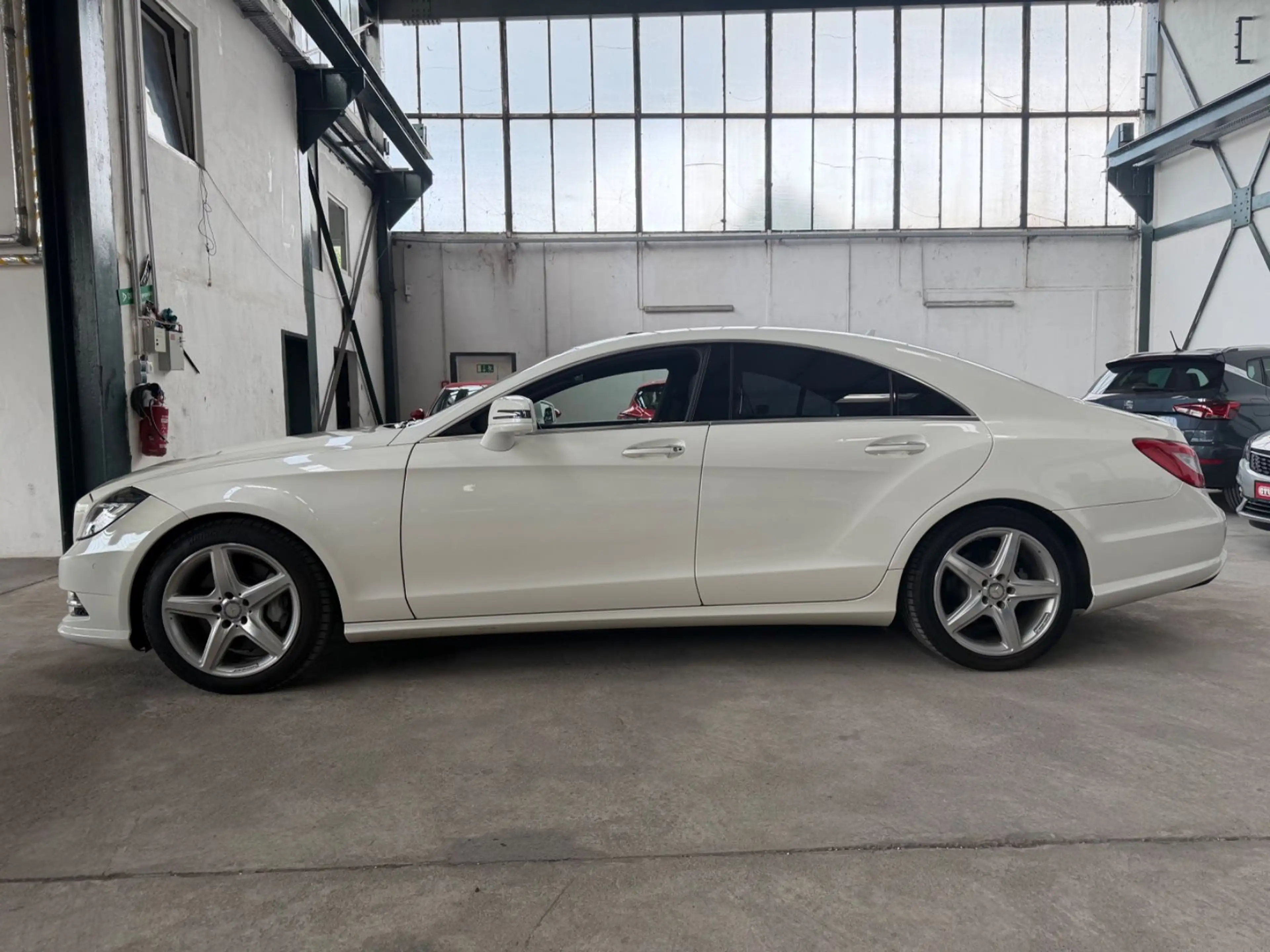 Mercedes-Benz CLS 350 CLS CLS 350 BlueEfficiency — photo 3