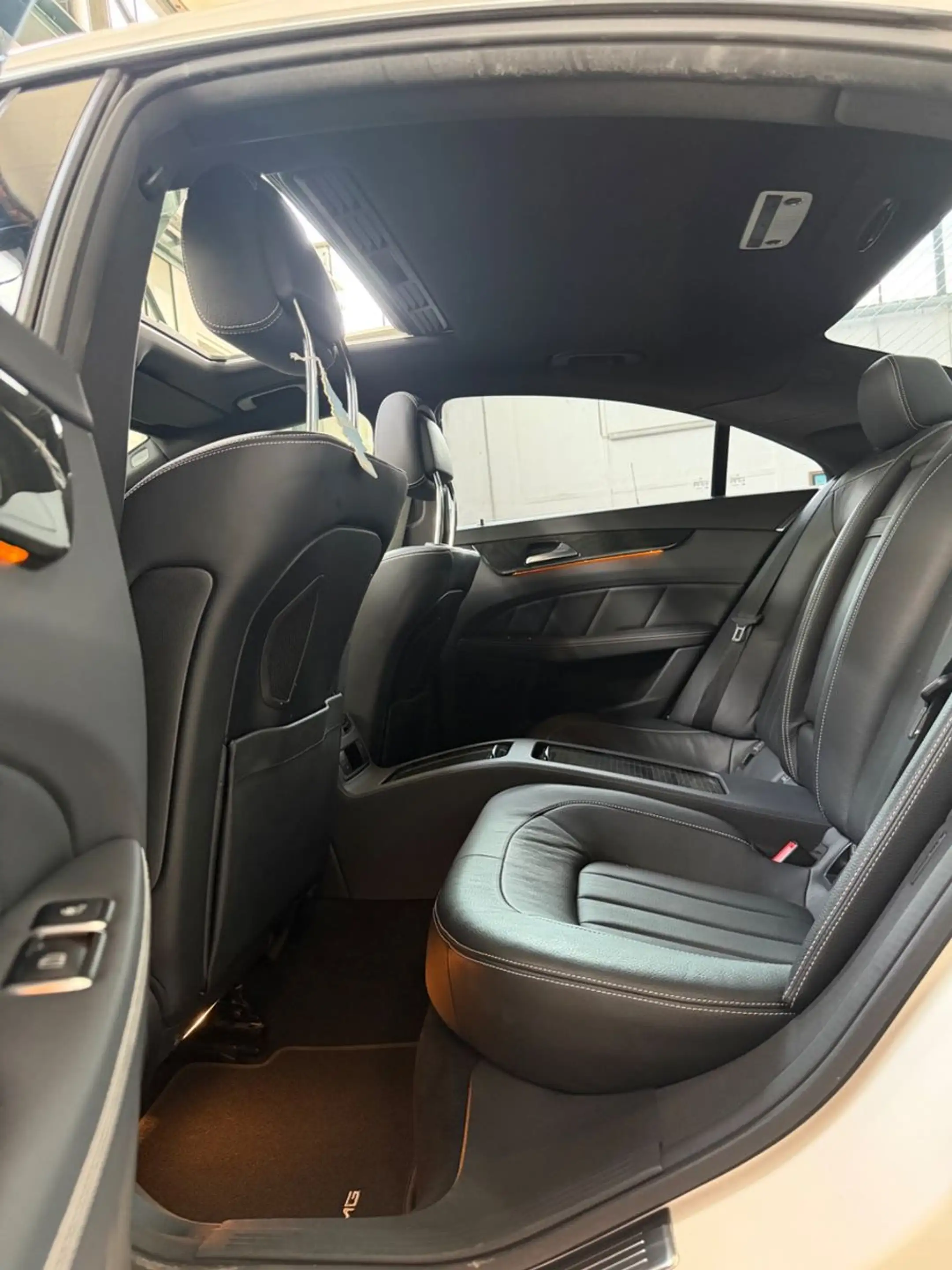 Mercedes-Benz CLS 350 CLS CLS 350 BlueEfficiency — photo 11