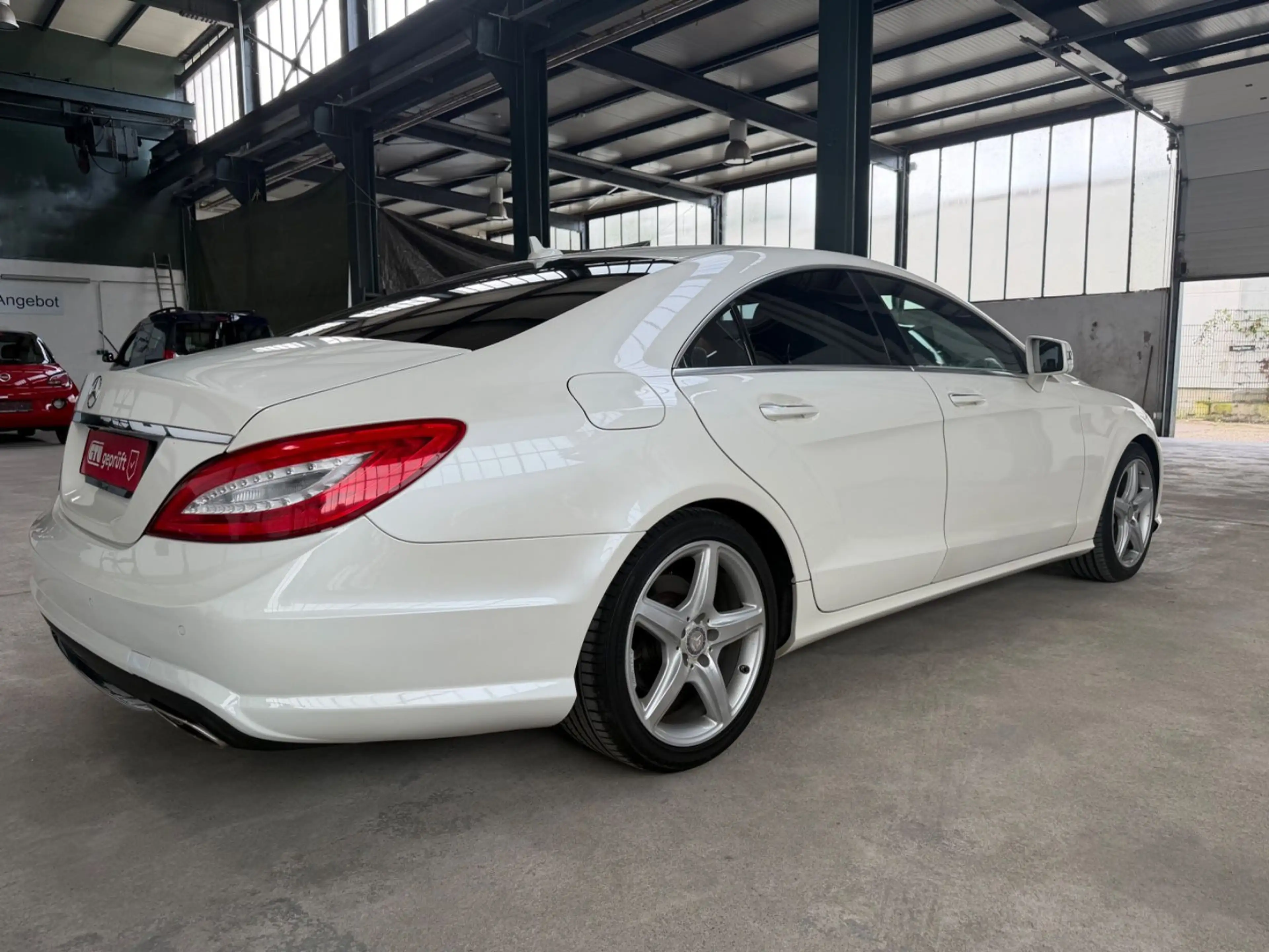 Mercedes-Benz CLS 350 CLS CLS 350 BlueEfficiency — photo 6