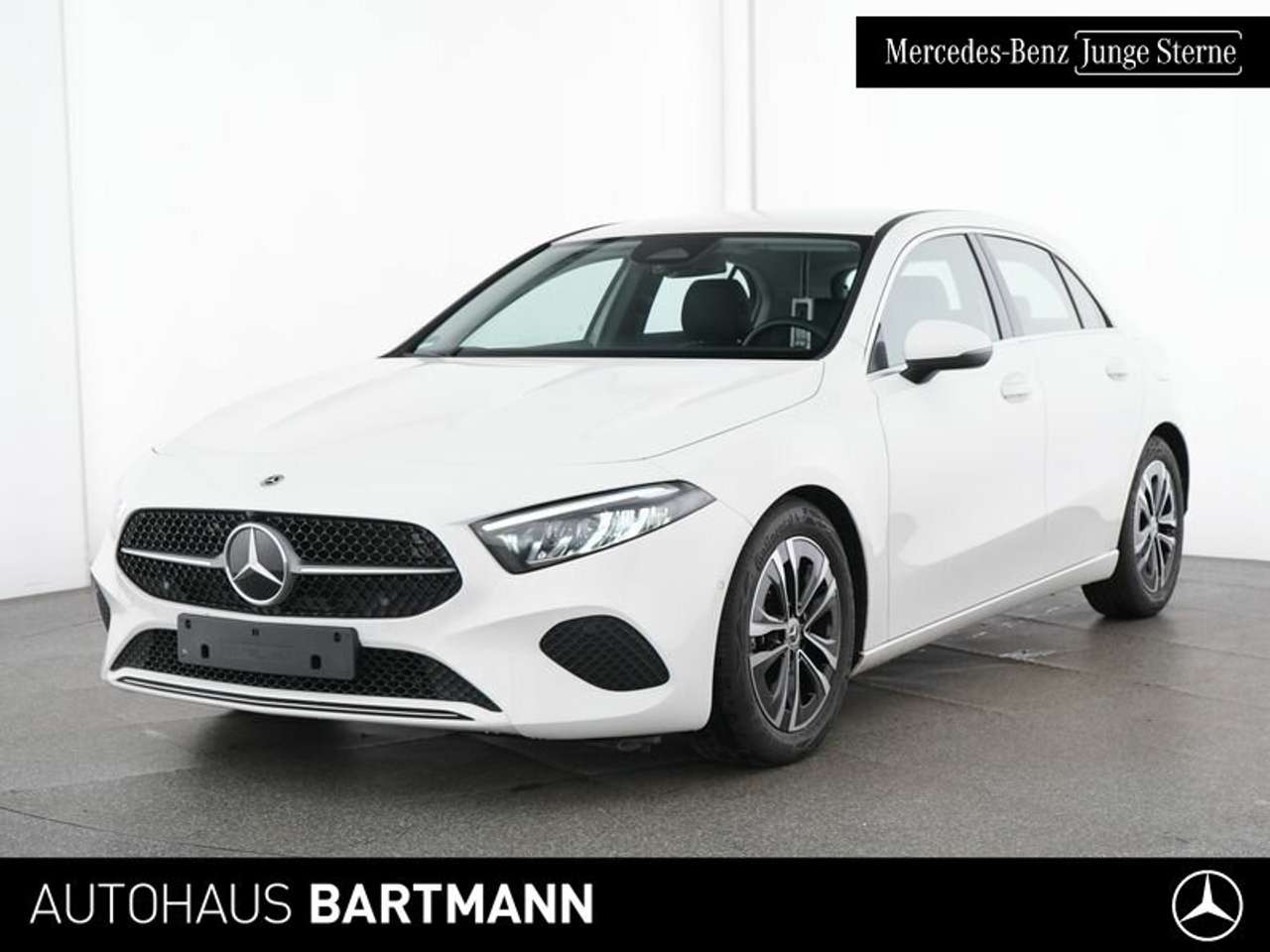 Mercedes-Benz A 180 2024 — A 180 PROGRESSIVE+KAMERA+ JungerStern+SPUR+LED++