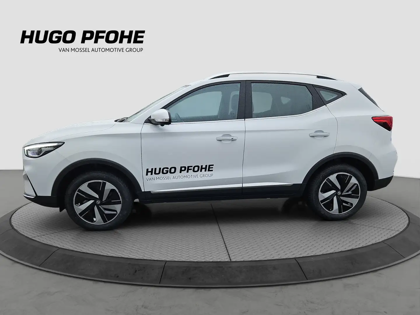 MG ZS Luxury 69.9 kWh LED Pano RFK ACC SHZ GJR PDC Weiß - 2