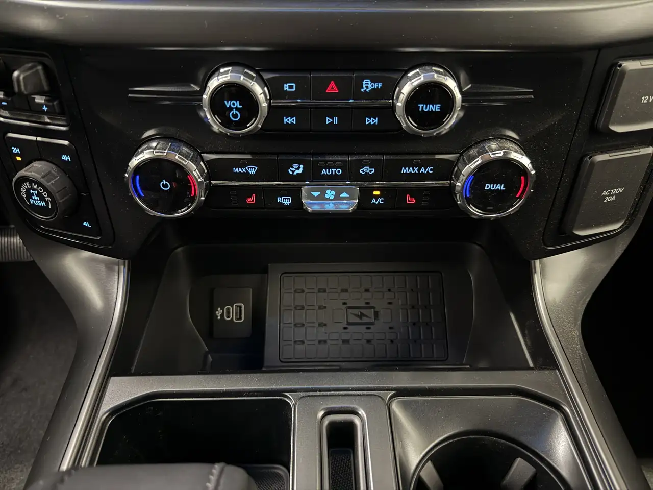 Ford F 150 снимка Ford F 150