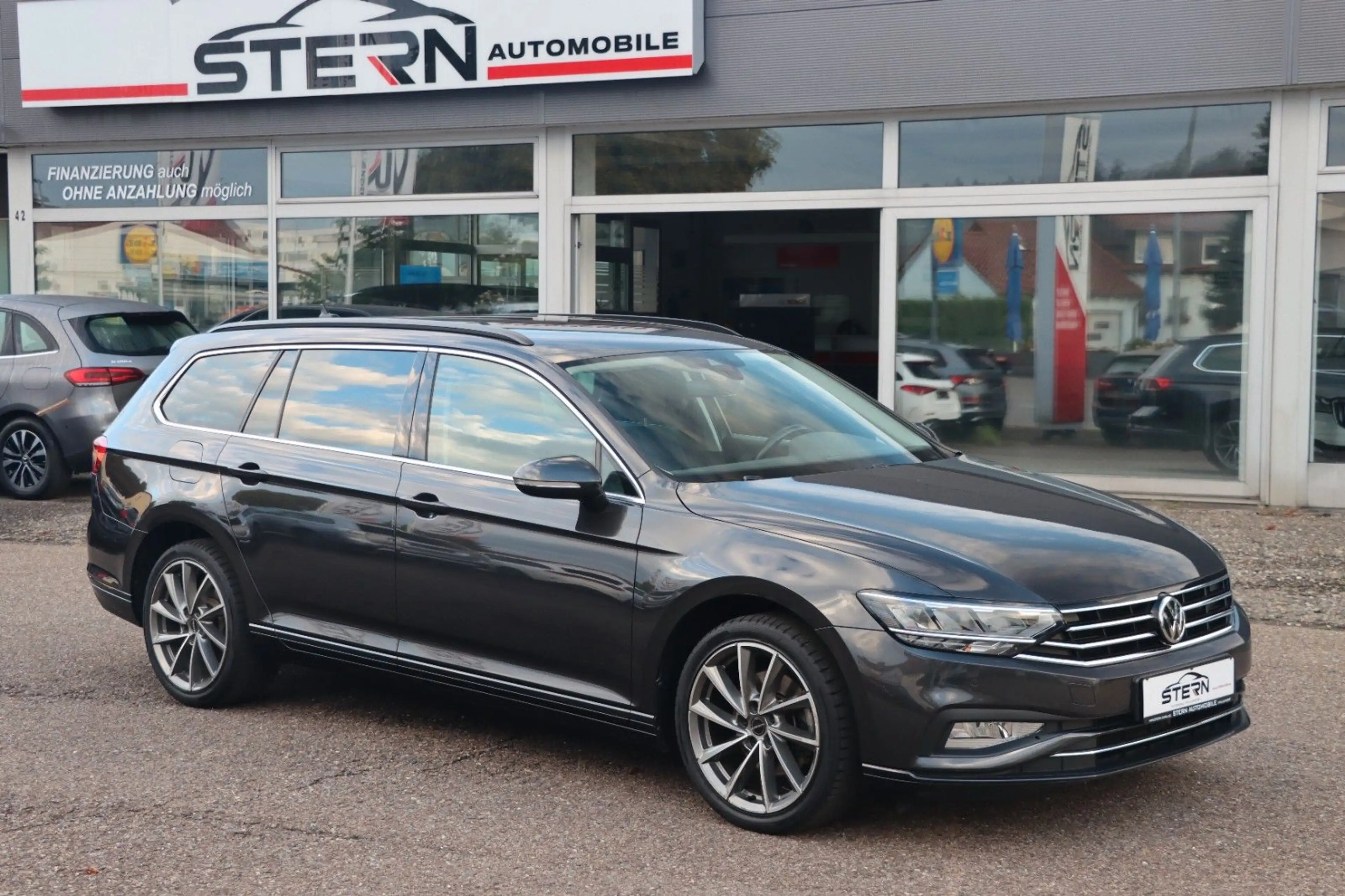 Volkswagen Passat Variant Business l NAVI l LED l 2.HAND l