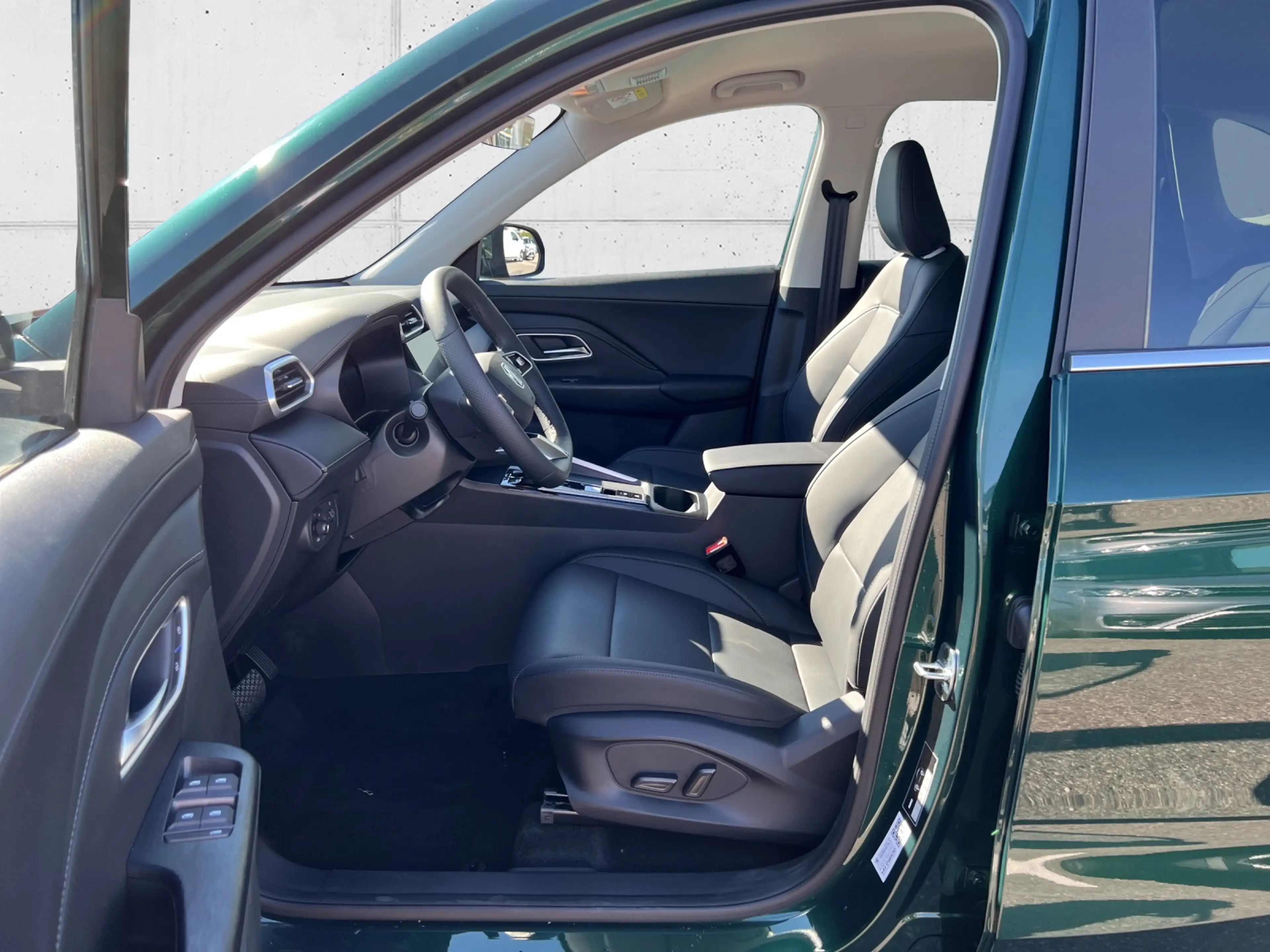 MG ZS Hybrid+ Luxury FWD 5tg. MY26 - PANORMADACH — photo 7