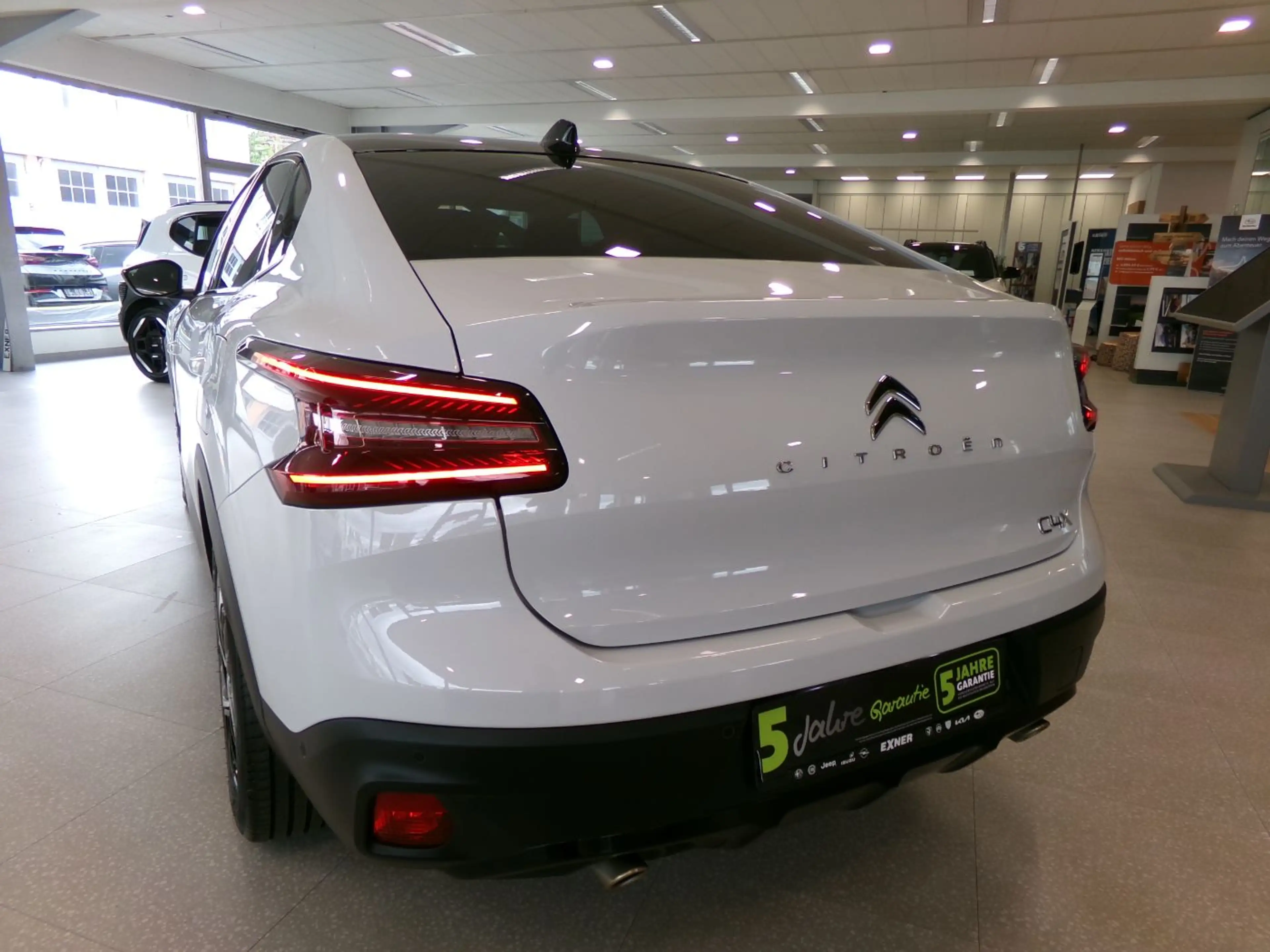Citroen C4 X 1.2 PureTech130 MAX LED+Navi+SHZ+Winterp.+LM — photo 13