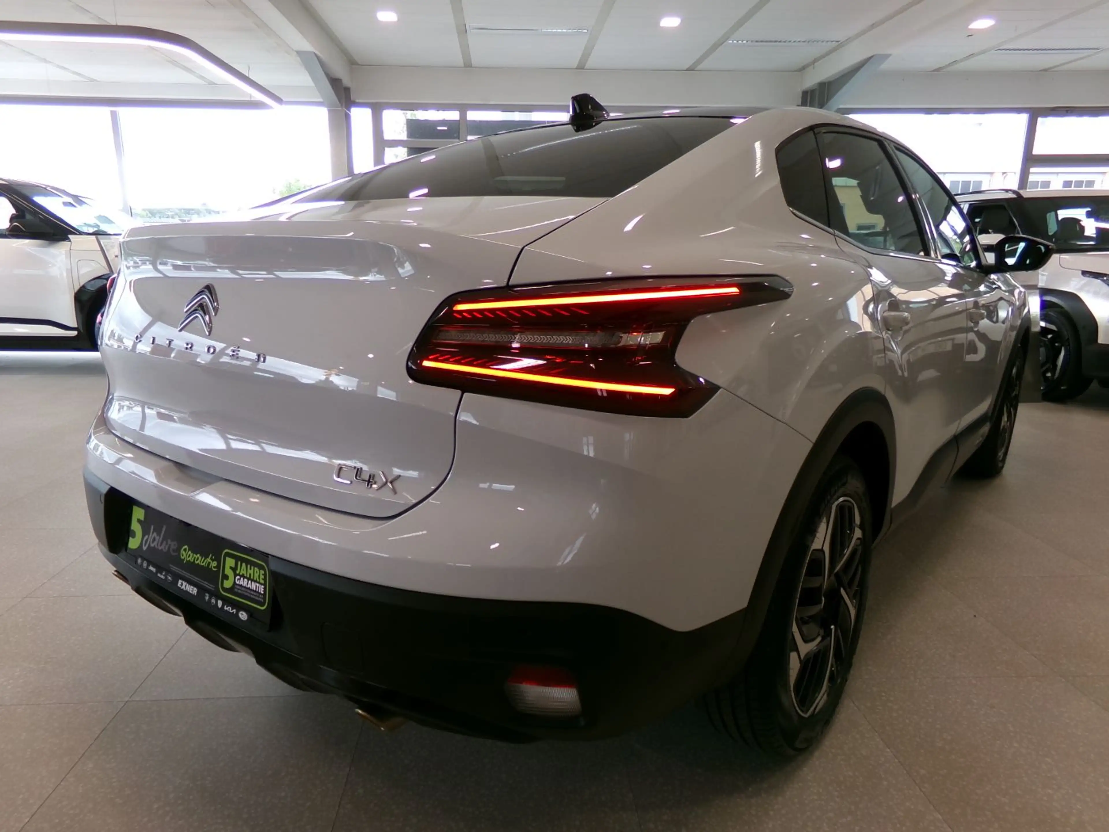 Citroen C4 X 1.2 PureTech130 MAX LED+Navi+SHZ+Winterp.+LM — photo 11