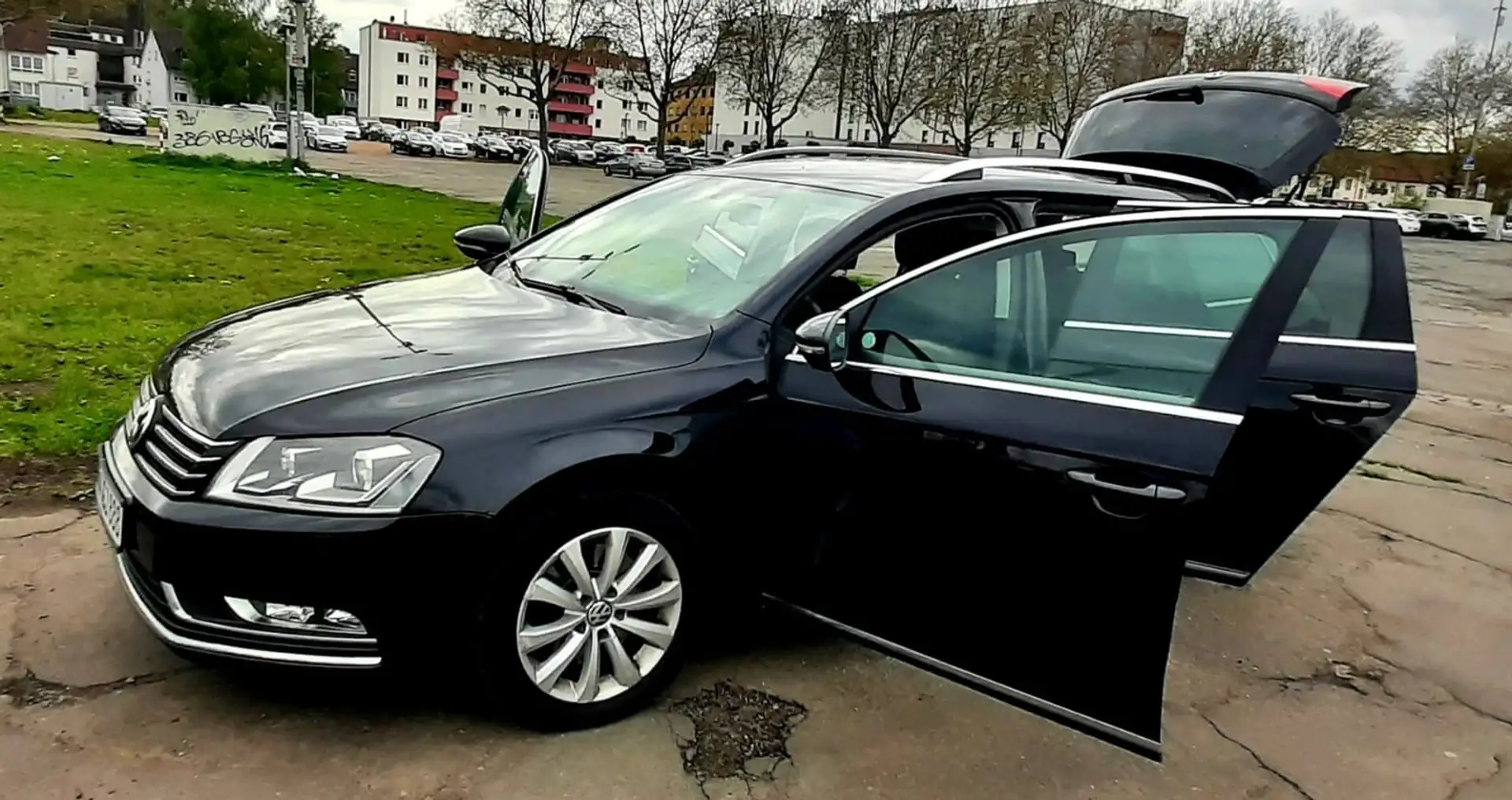 Volkswagen Passat 2.0 TDI Comfortline BlueMotion Schwarz - 2