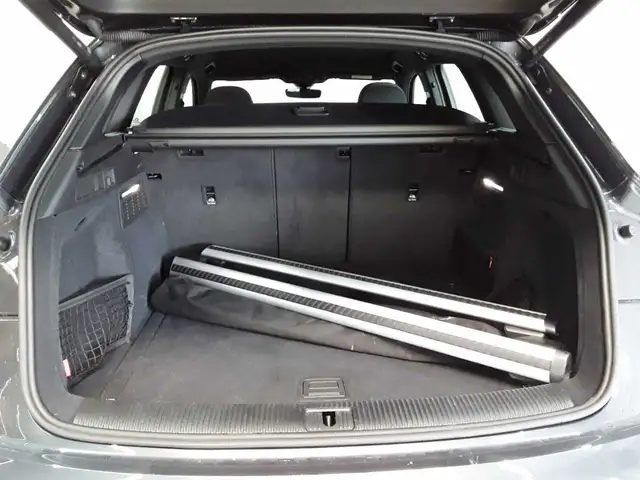 Audi Q5 view 15