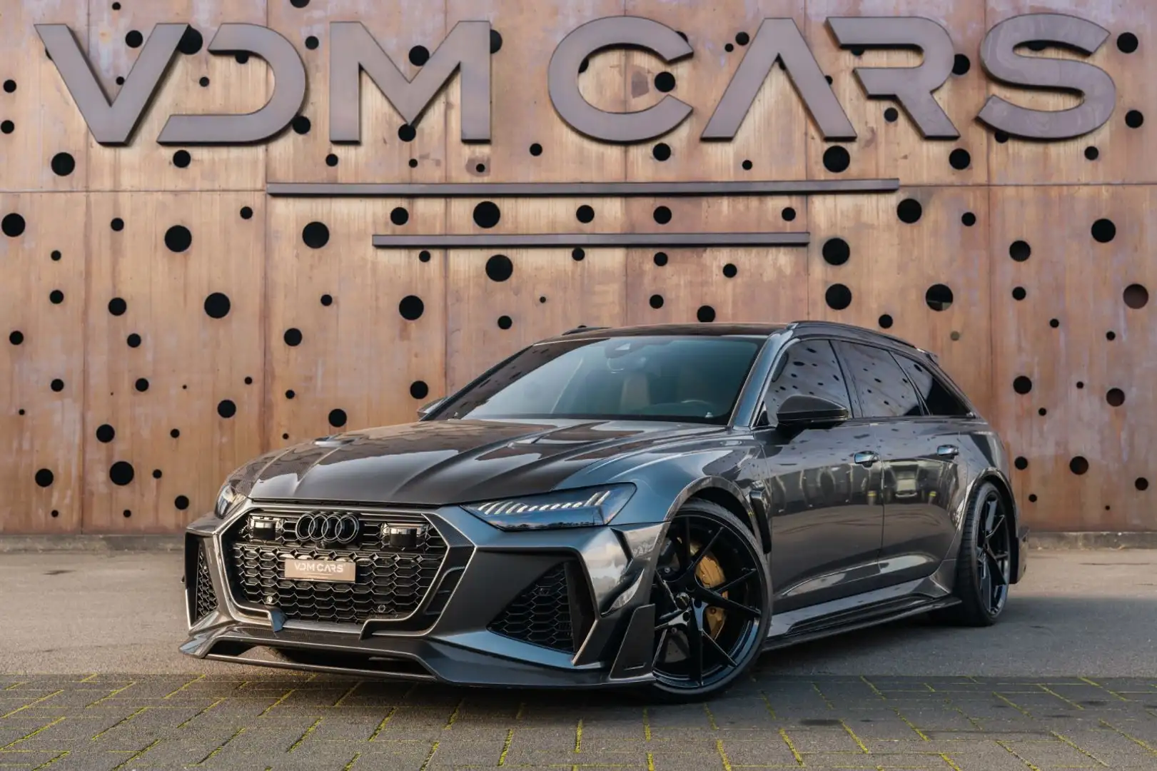 Audi RS6 Avant MANSORY *FULL CARBON*FORGED*DYNAMIC+* Grau - 1