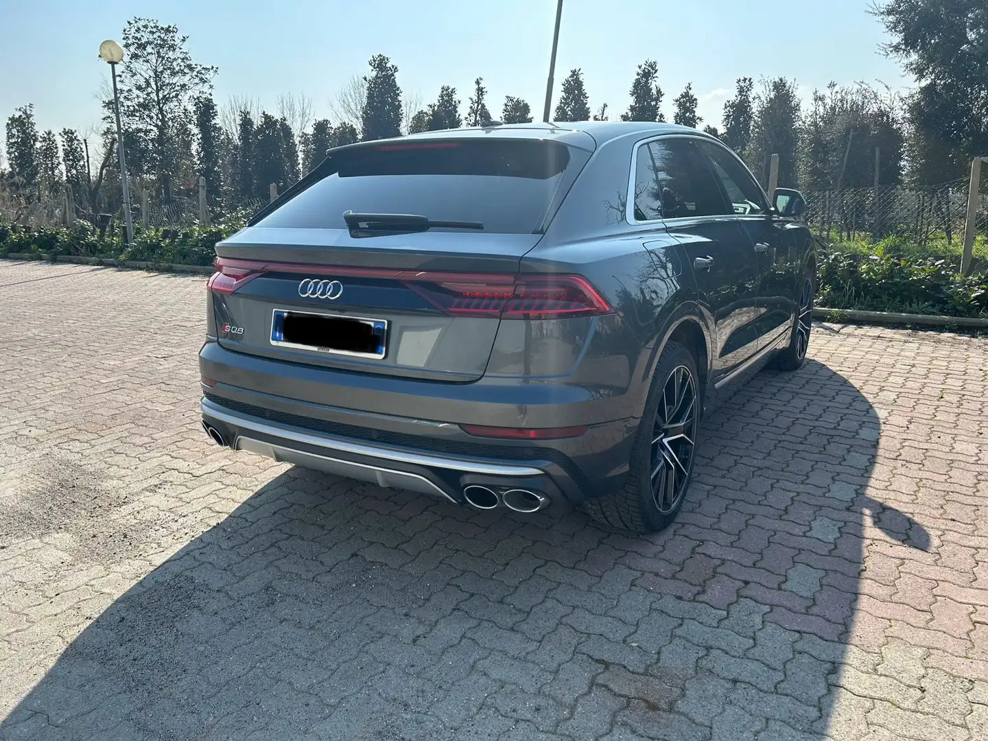 Audi SQ8 4.0 tfsi Sport Attitude quattro tiptronic Срібний - 2