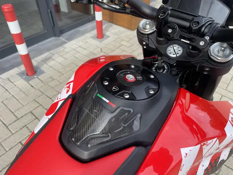 Ducati Hypermotard 950 - foto 3
