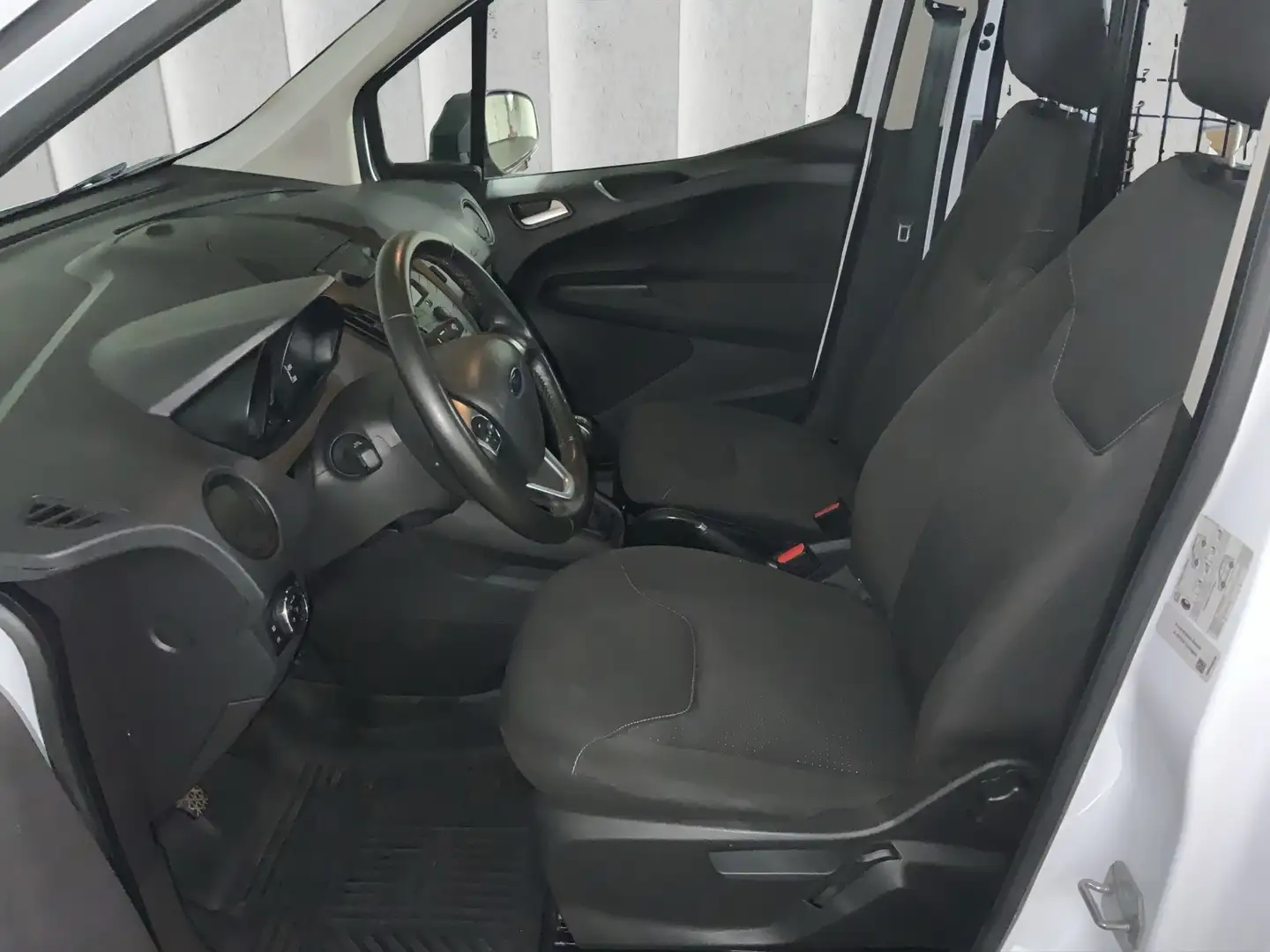 Ford Transit Courier Trend 1.5 TDCi 55kW Lieferwagen | Weiß - 2