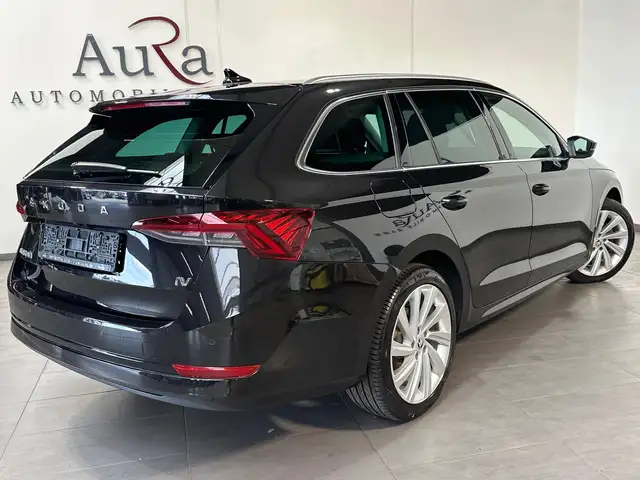 Skoda Octavia view 4