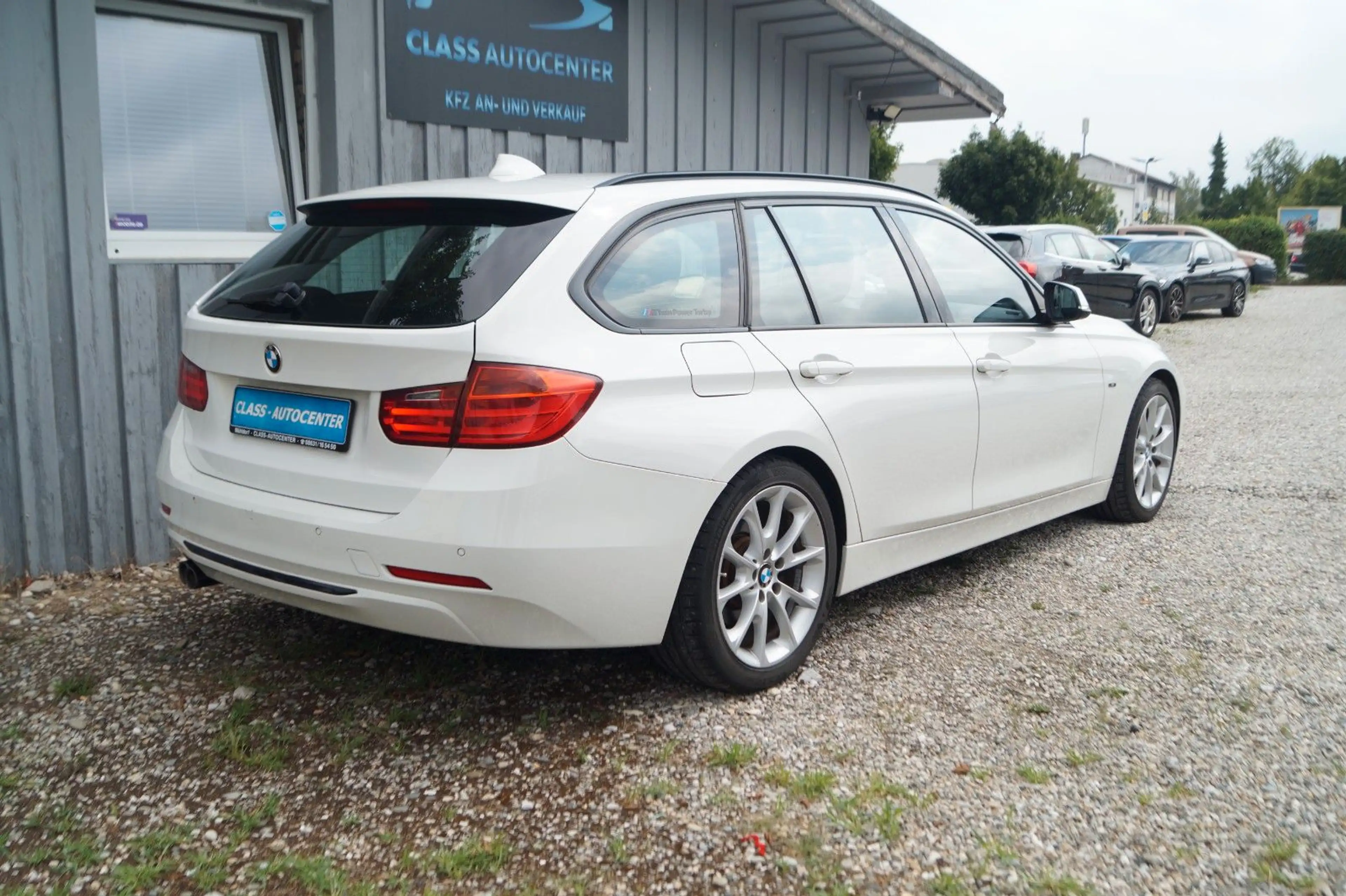 BMW 325 d Touring Sport-Line|2.Hand|Navi| — photo 6