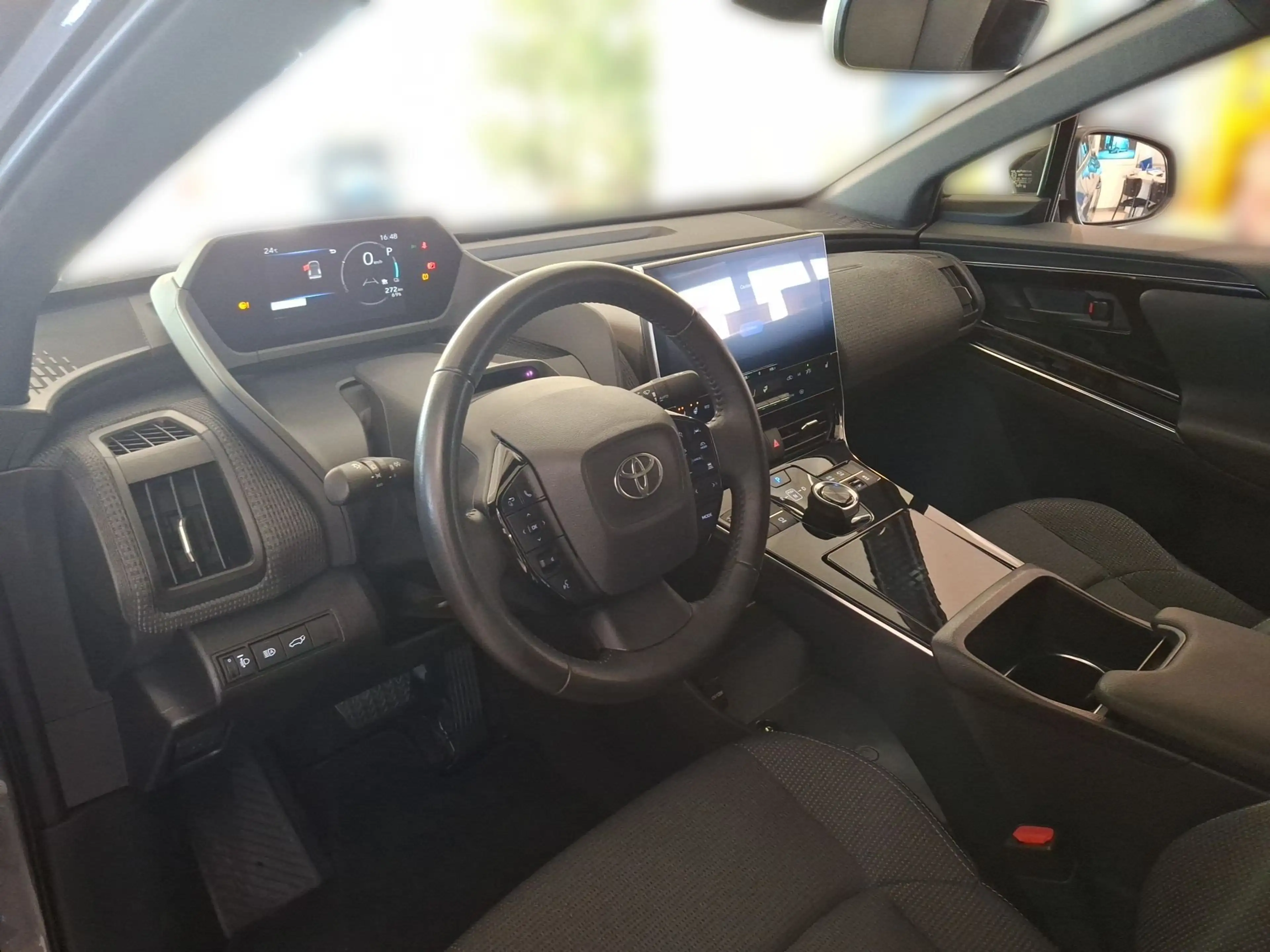 Toyota bZ4X ACC+LED+Navi+SHZ+2xKlima+360+Kam.+KeyLess — photo 12