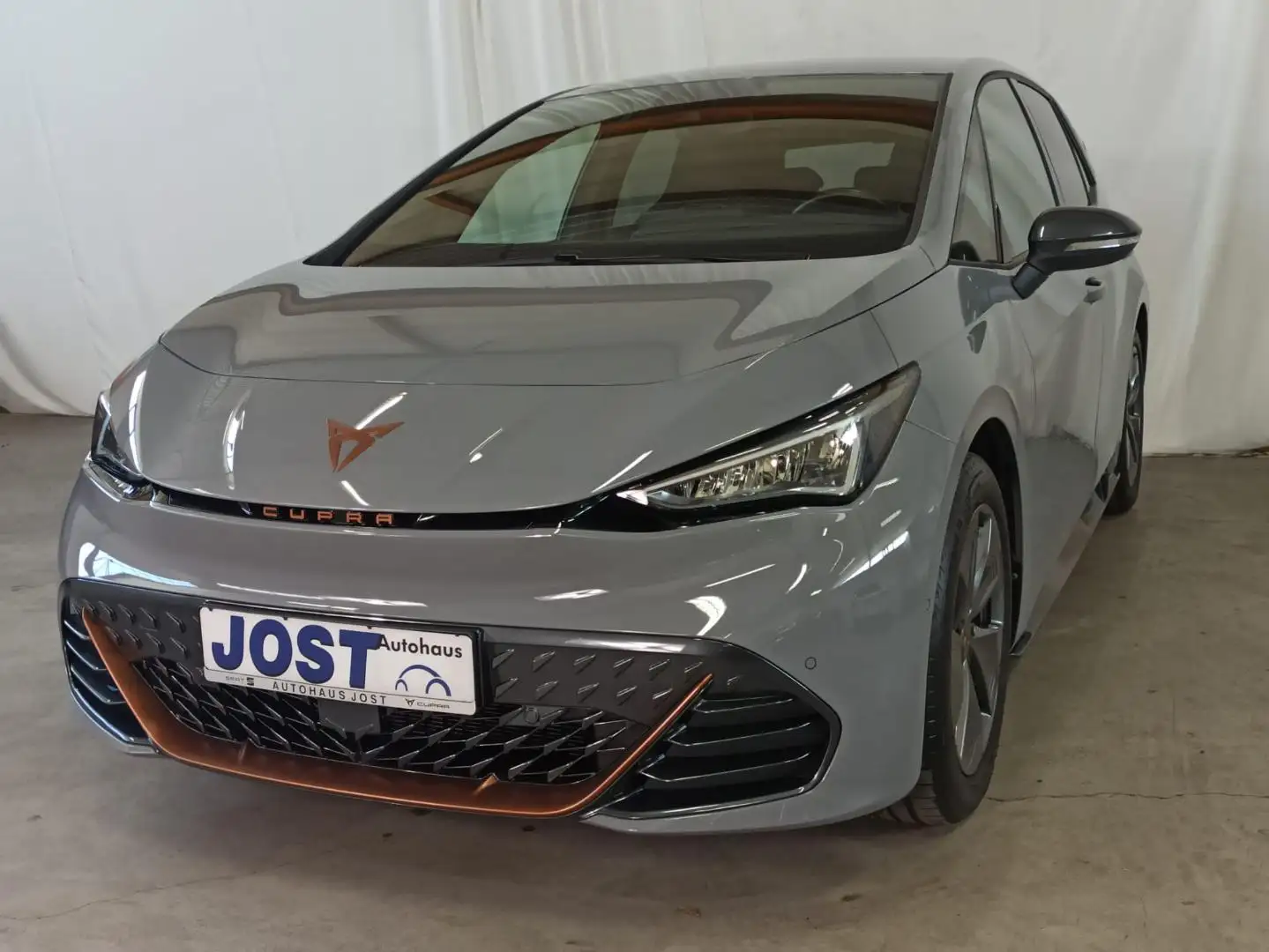CUPRA Born Navi/LEDACC/Kamera/Kessy/ParkAssist Grau - 1