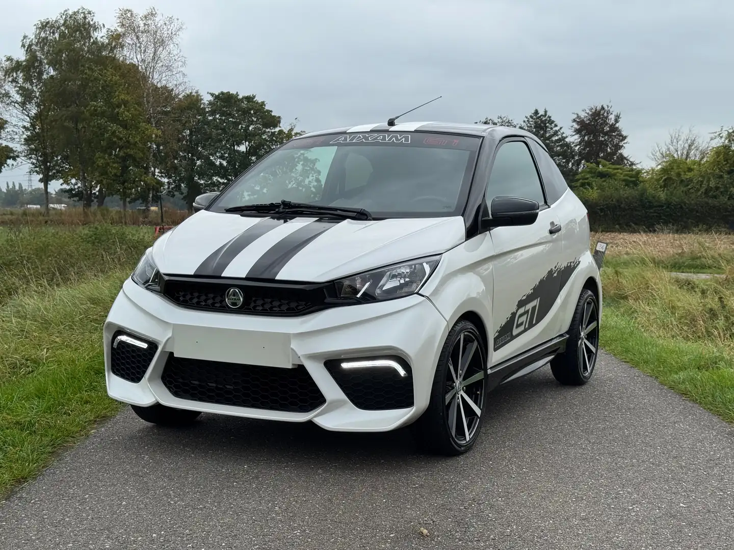 Aixam GTI Aixam Coupe GTI Nieuwstaat! Dealer Onderhouden ✅ Fehér - 1