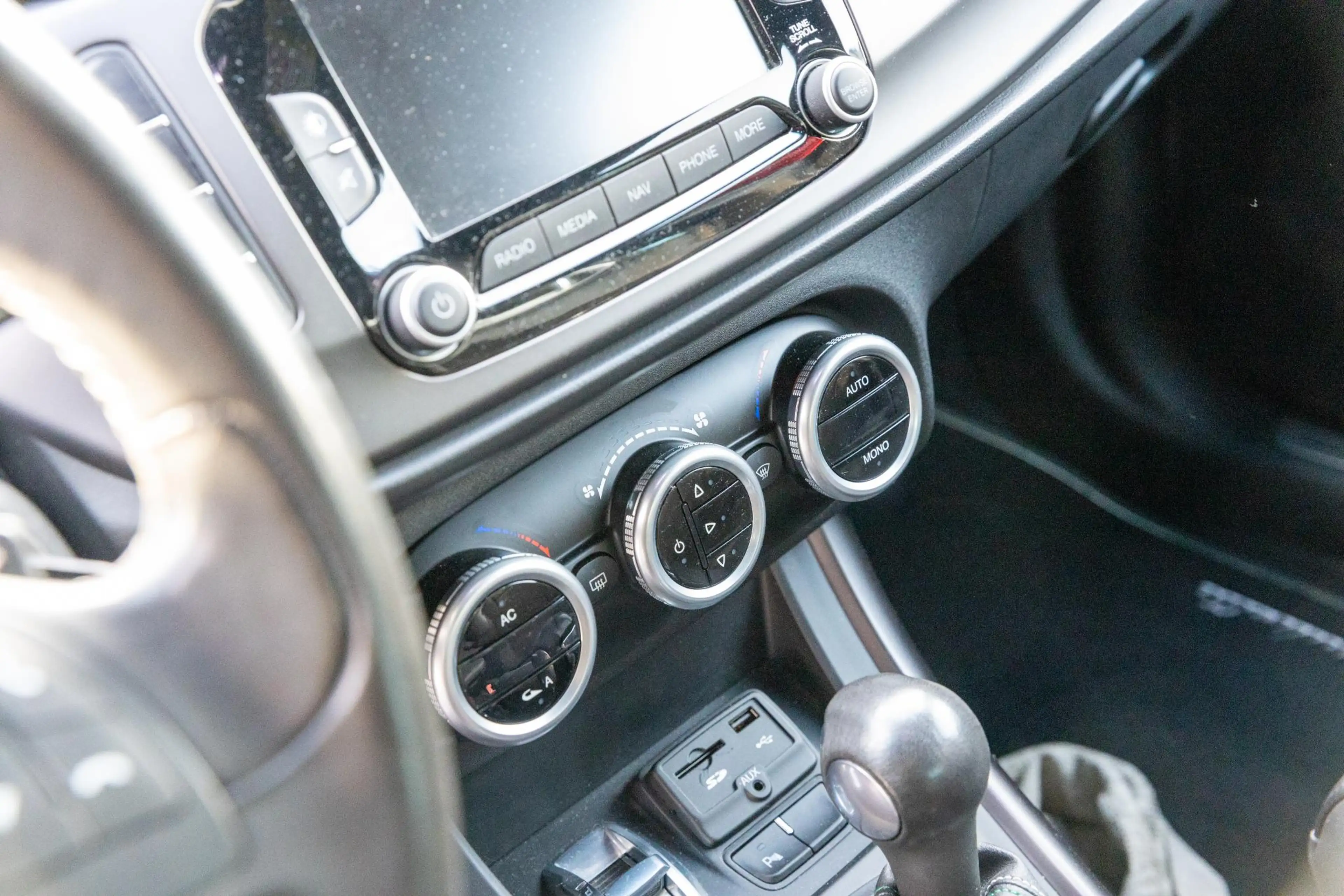 Alfa Romeo Giulietta 1.7 TBi Quadrifoglio Verde — photo 9