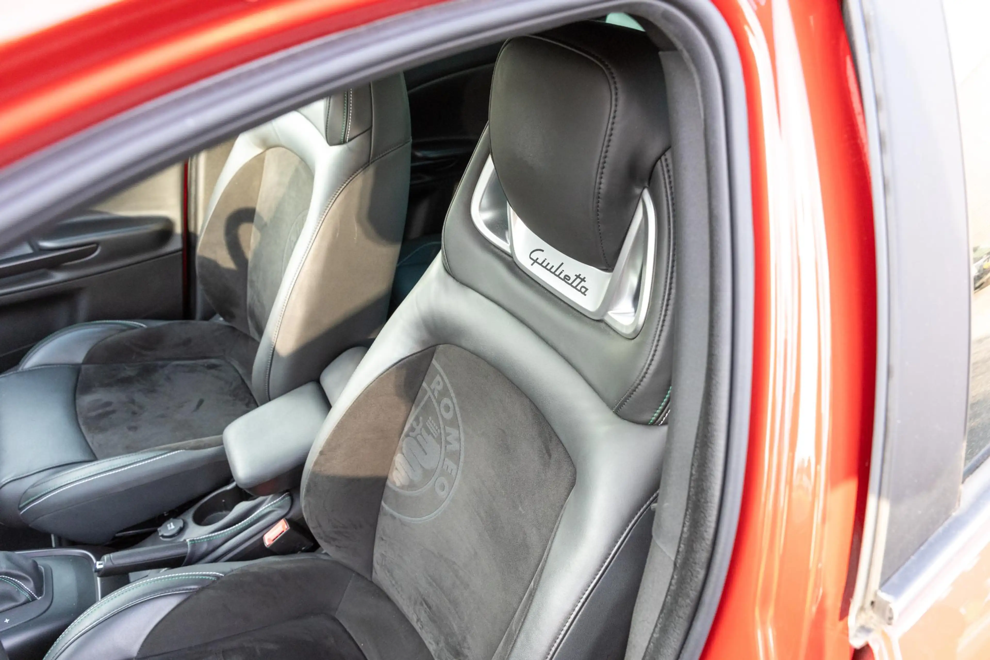 Alfa Romeo Giulietta 1.7 TBi Quadrifoglio Verde — photo 13