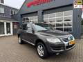 Volkswagen Touareg 3.0 TDI 4-Motion / Grijskenteken / Youngtimer / Ma Gris - thumbnail 1