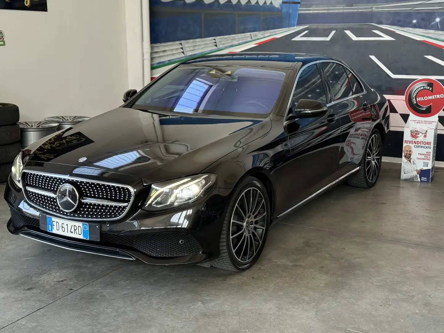 Mercedes-Benz E 220 CDI  auto Nero - 1