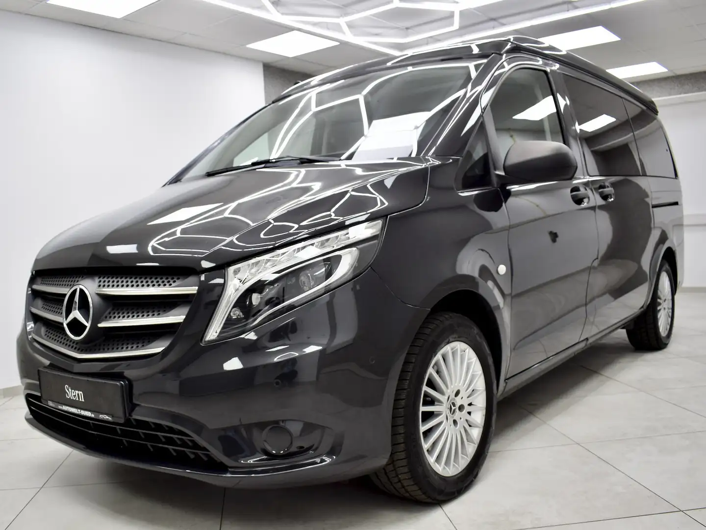 Mercedes-Benz Vito 119d 4M lang Marco Polo Activity Tisch+Schlaf SchD Grau - 2