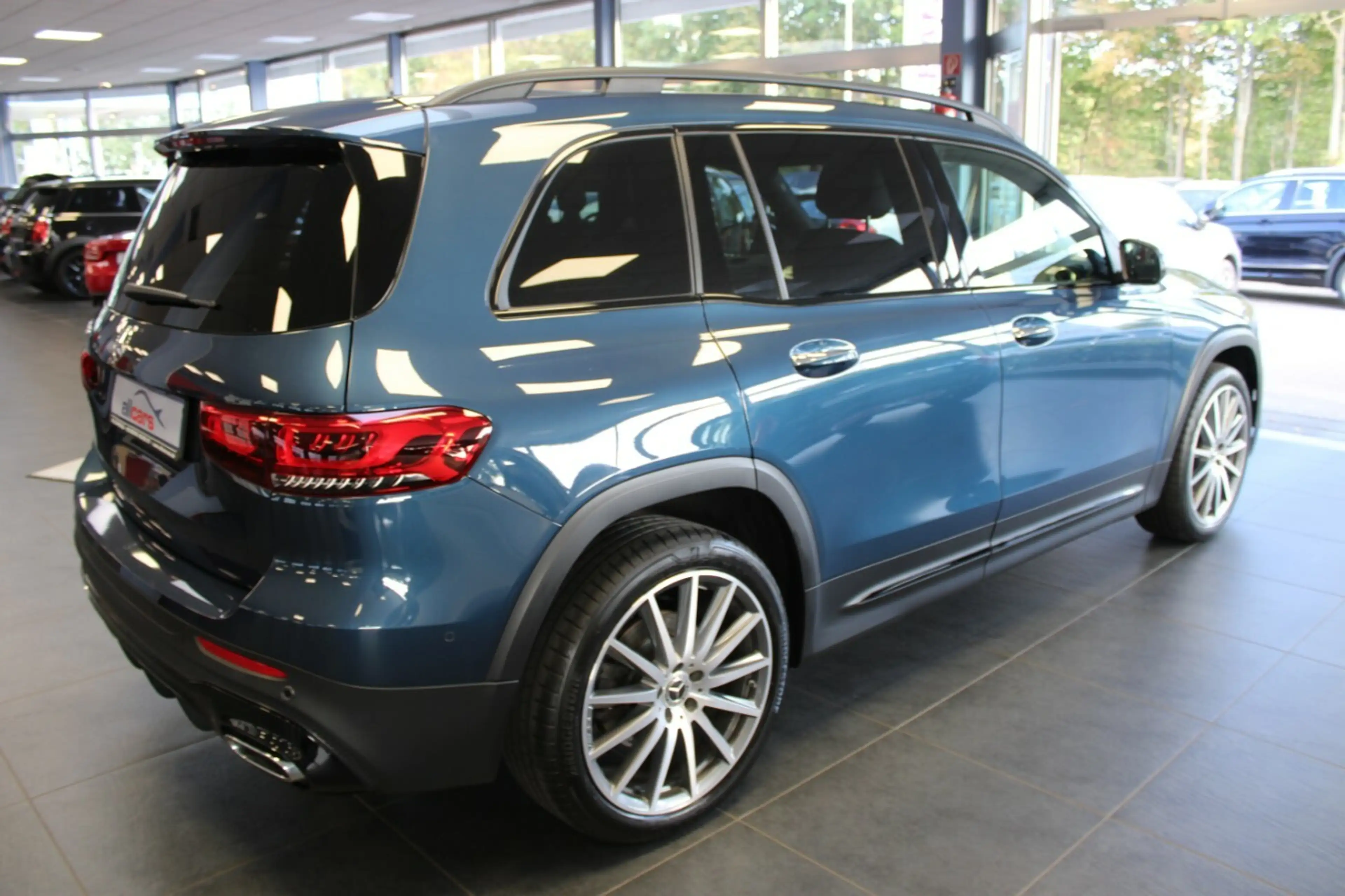 Mercedes-Benz GLB 250 8G-DCT AMG Line — photo 7