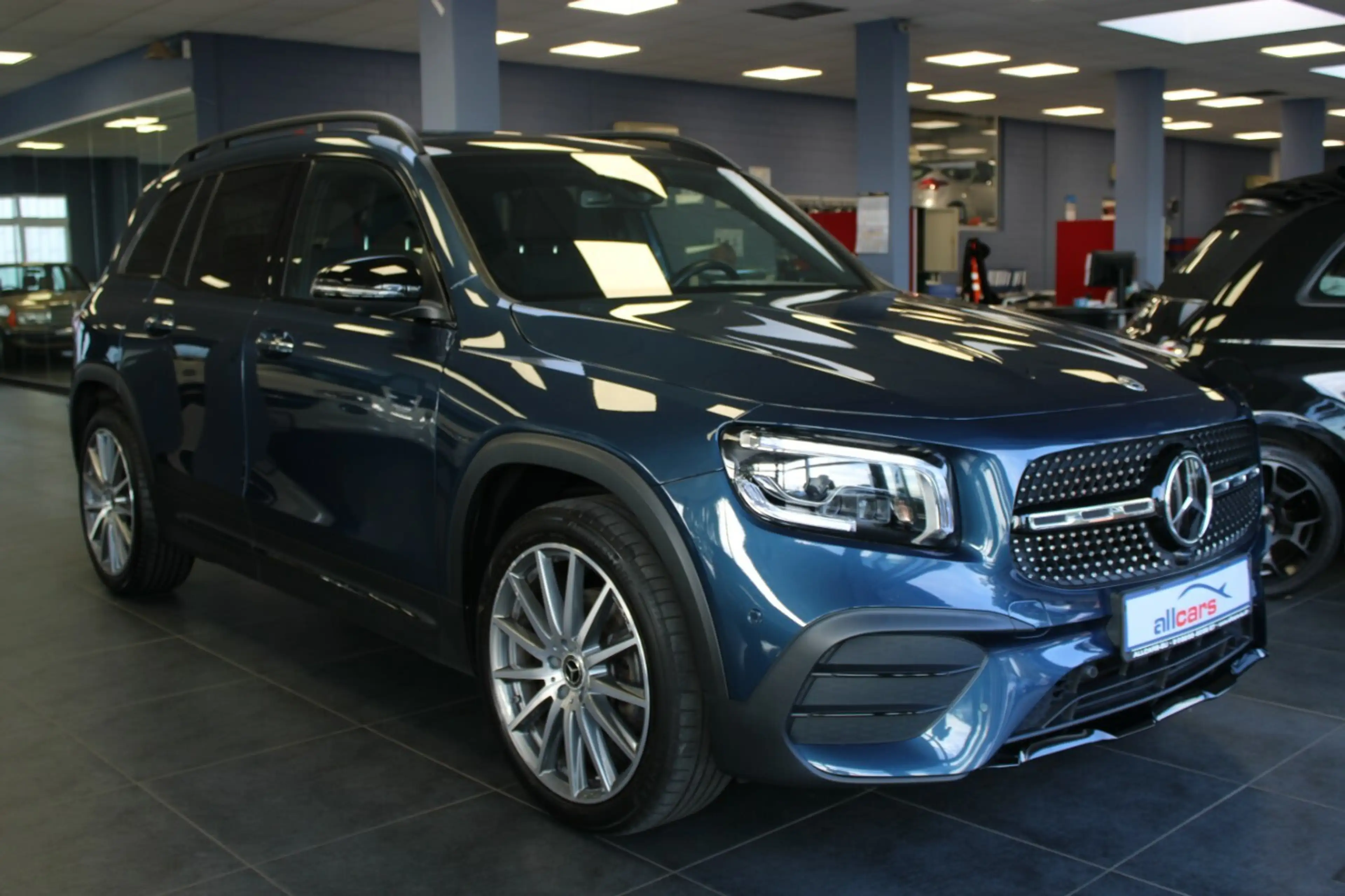 Mercedes-Benz GLB 250 8G-DCT AMG Line