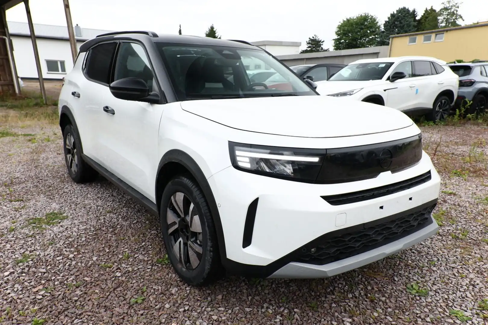 Opel Frontera GS Hybrid WinterP SHZ LHZ TechP Nav LED 107 kW ... Weiß - 2