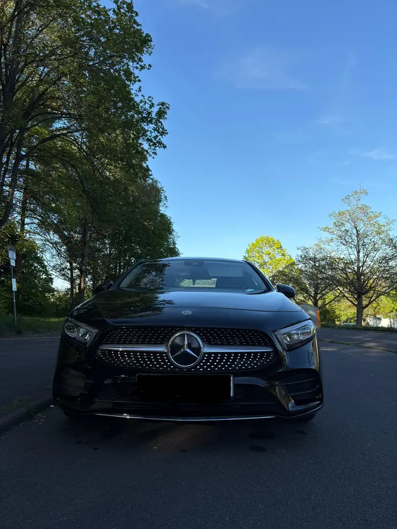 Mercedes-Benz A 180 AMG Line | Junge Sterne | Pano |  Limo | TÜV neu - 2