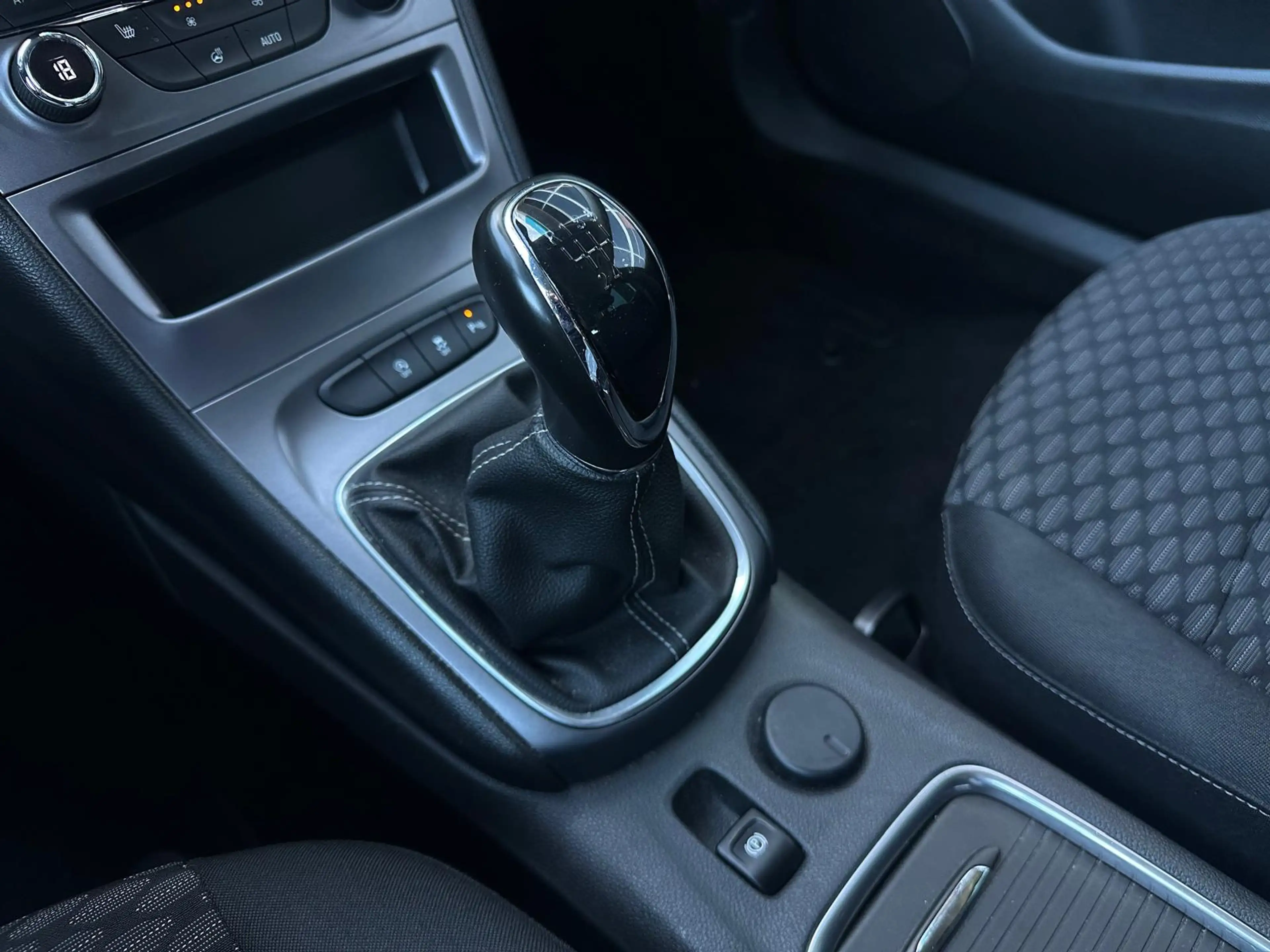 Opel Astra Sports Tourer Business Edition, Airco, Camera, Car — photo 18