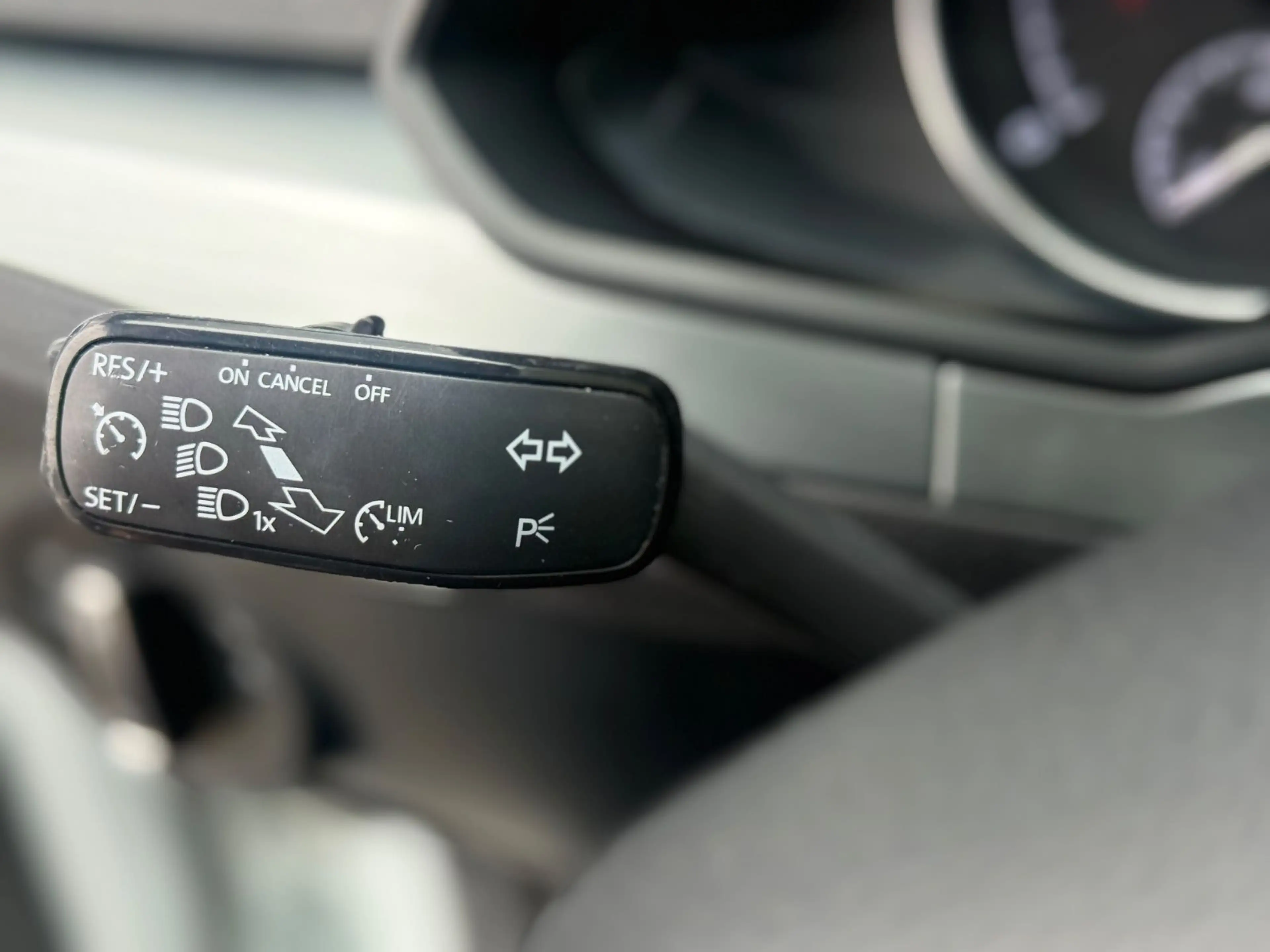 Skoda Superb Combi Ambition I Navi I EU6 — photo 12