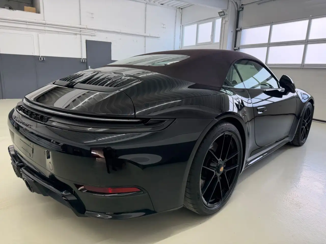 Porsche 911 Carrera 4 GTS T-Hybrid Cabriolet,Liftsystem,