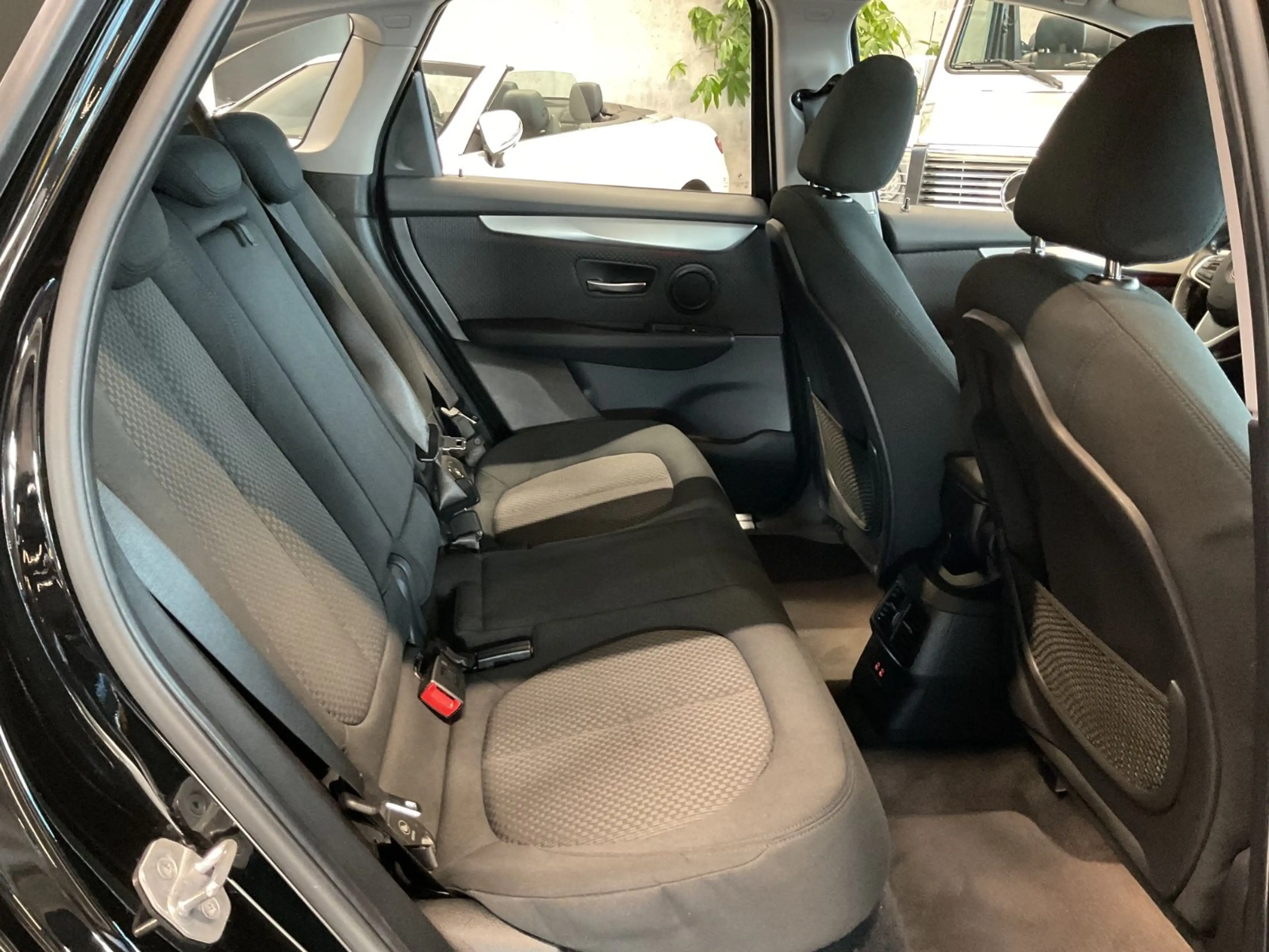 BMW 225 225xe Active Tourer Advantage Navi Sitzh. — photo 14