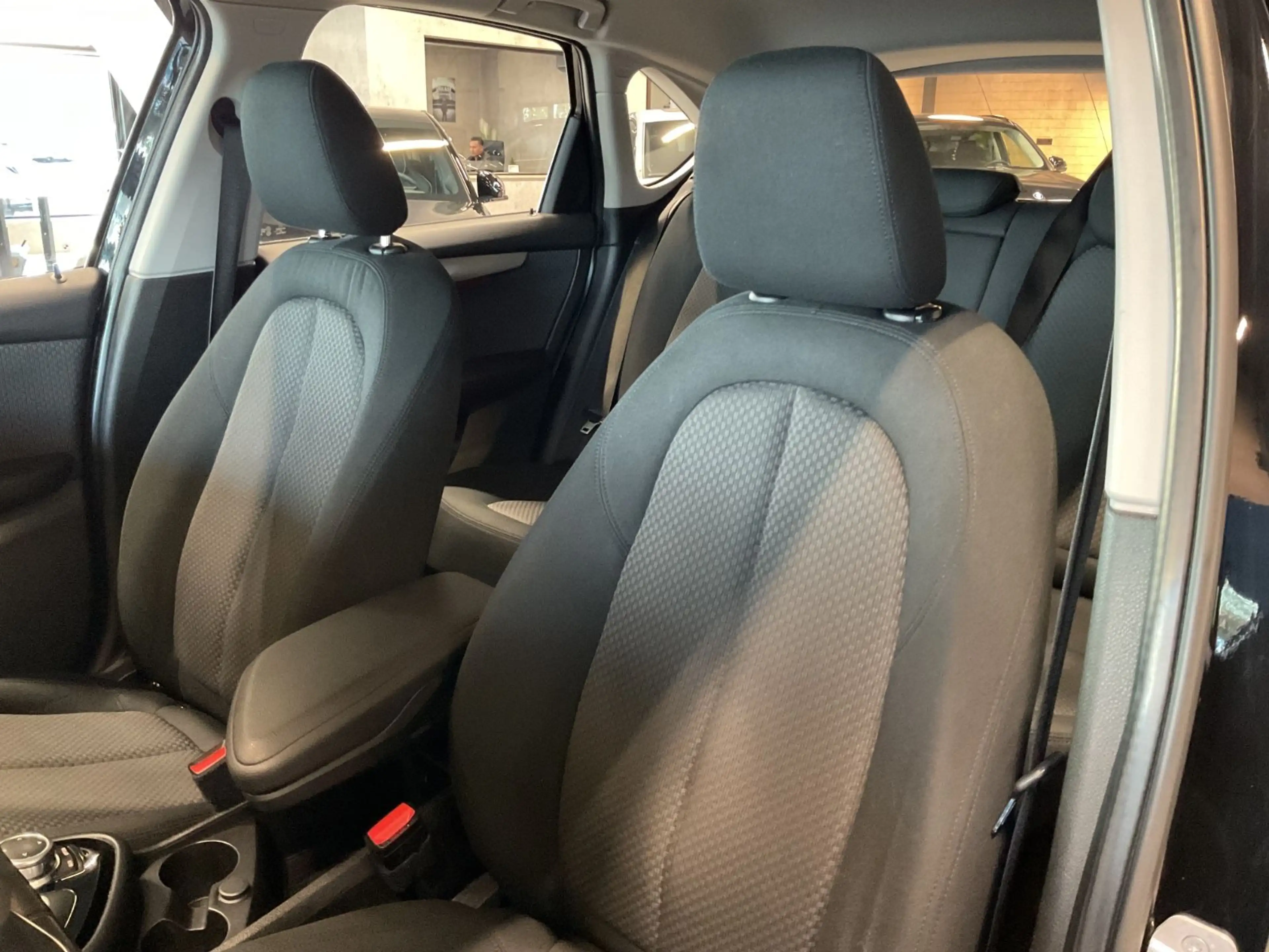 BMW 225 225xe Active Tourer Advantage Navi Sitzh. — photo 9