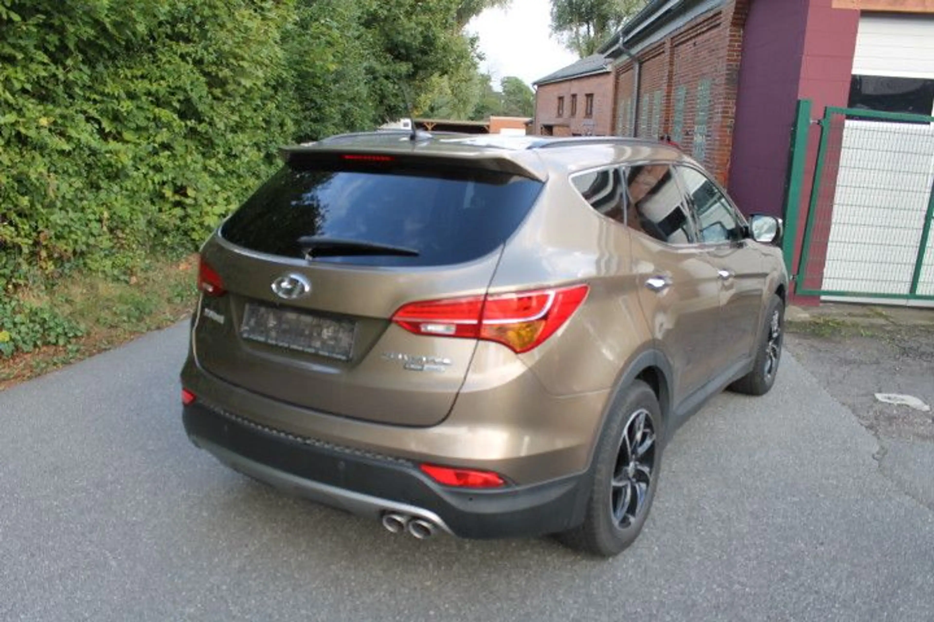 Hyundai SANTA FE Premium 4WD — photo 12