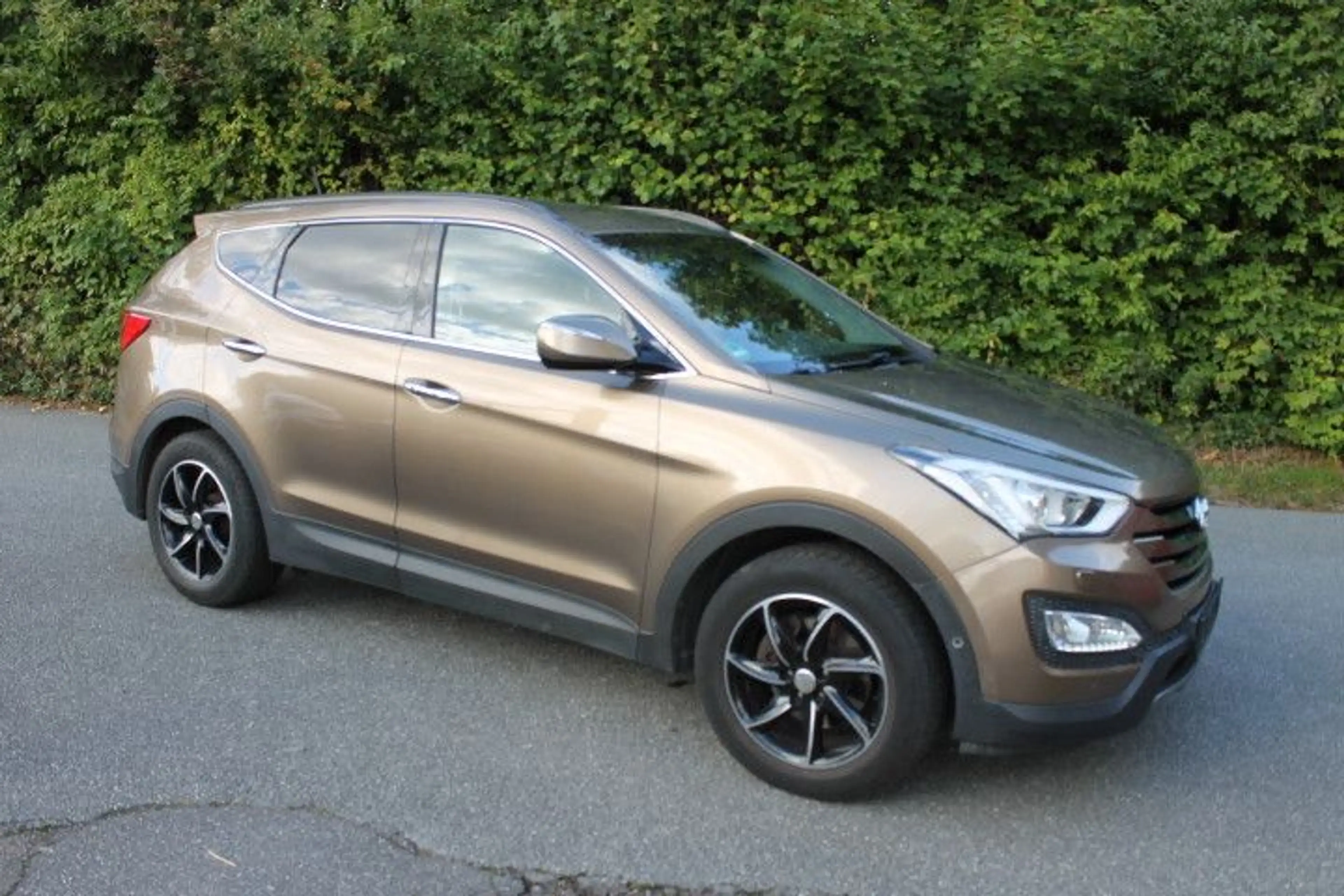 Hyundai SANTA FE Premium 4WD — photo 15