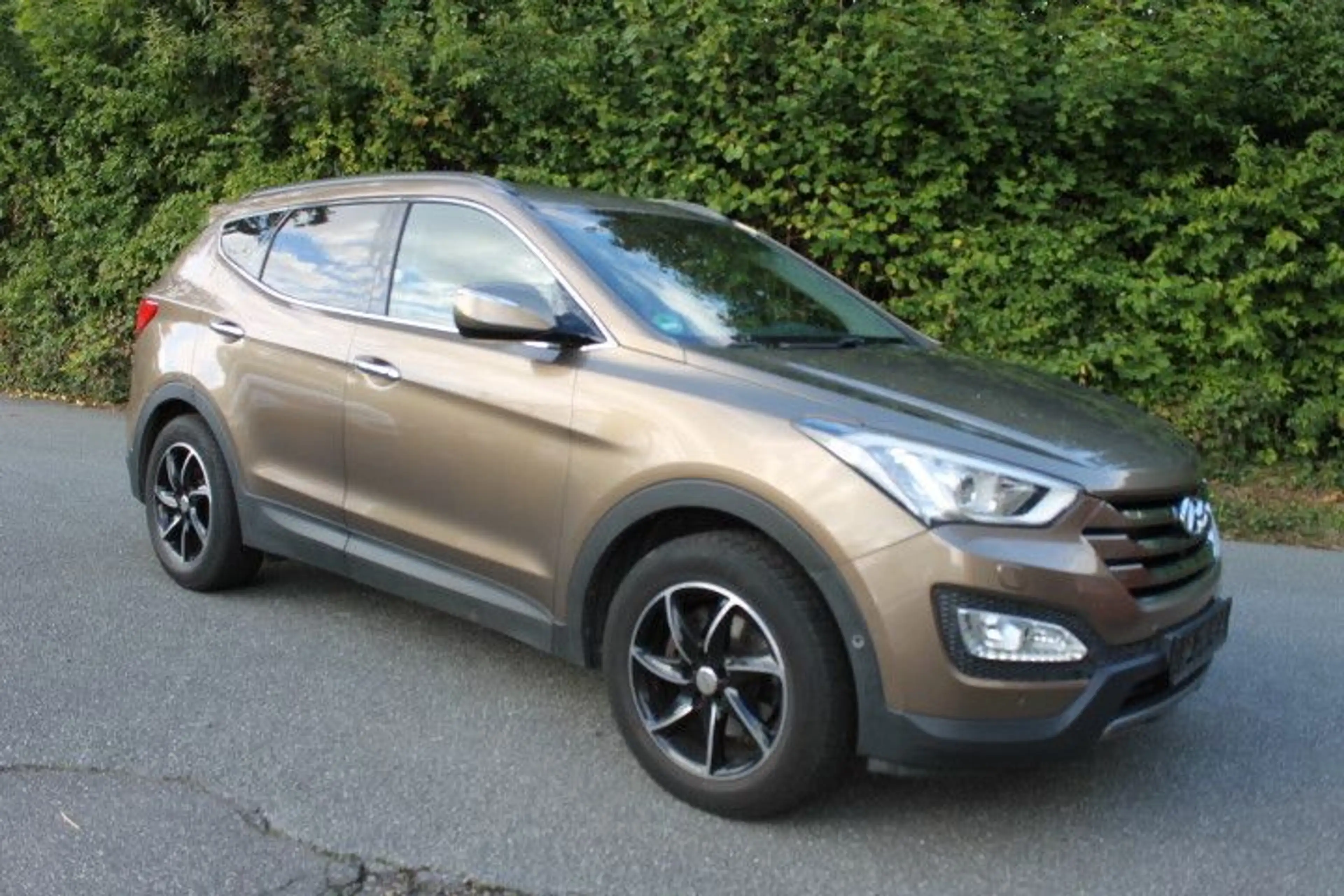 Hyundai SANTA FE Premium 4WD — photo 2