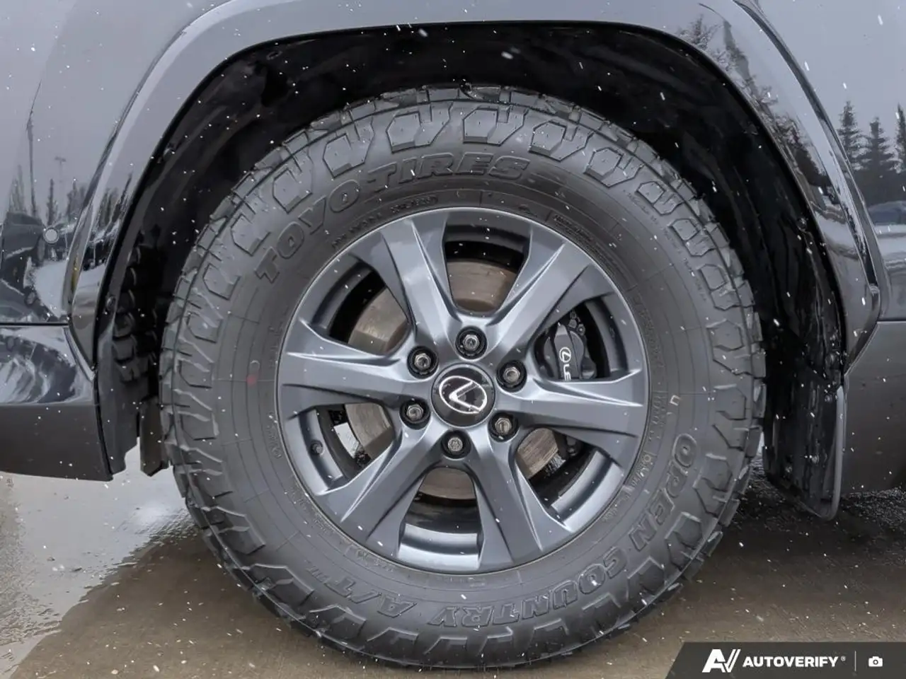 Lexus LX снимка Lexus LX