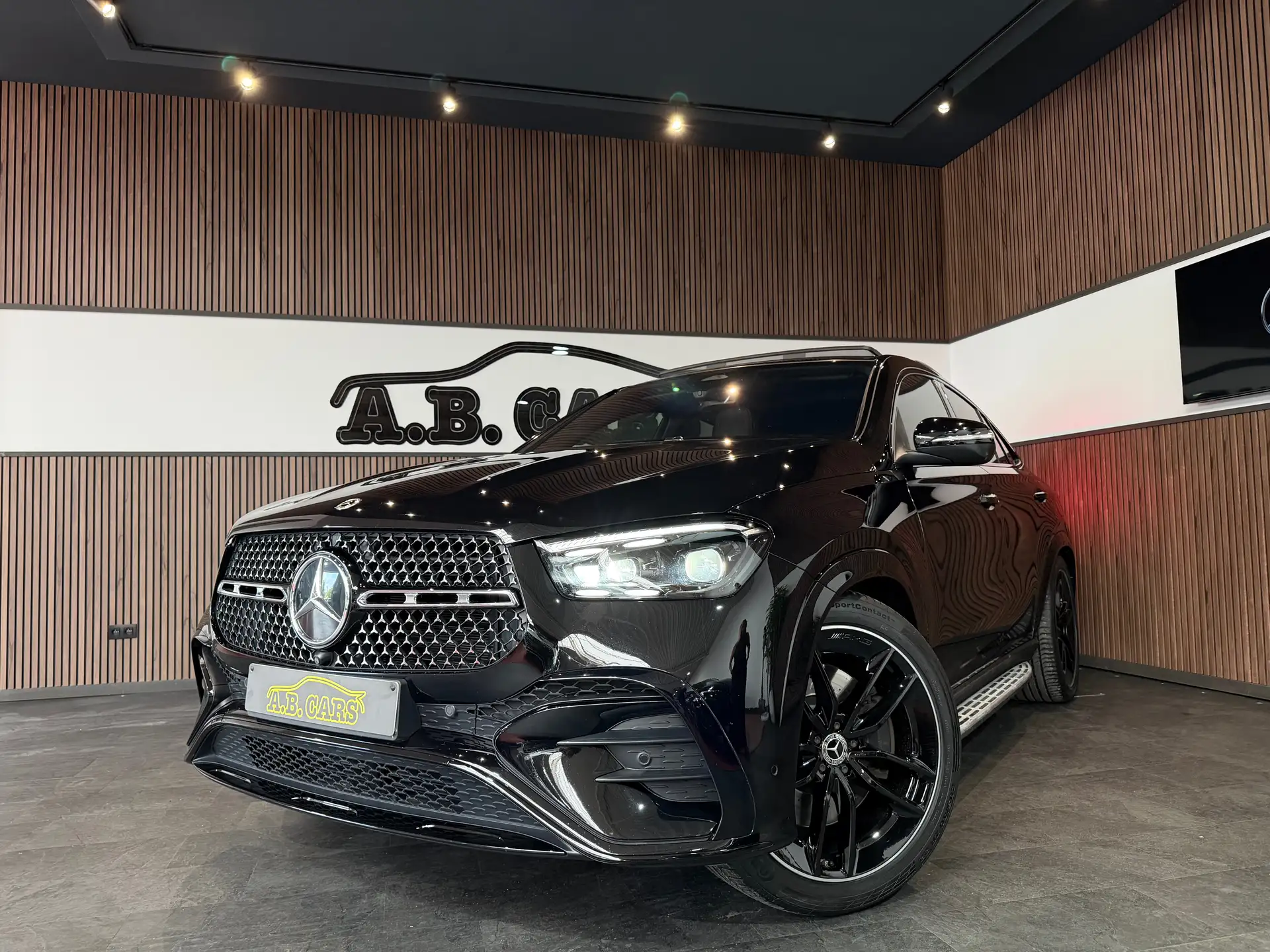 Mercedes-Benz GLE GLE 400 2024 검정 사진 1